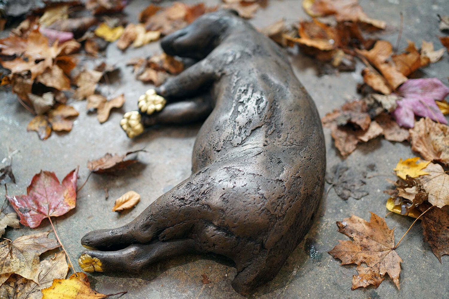 photo buy Beth Carter; Badger; Bronze Resin; 3/15