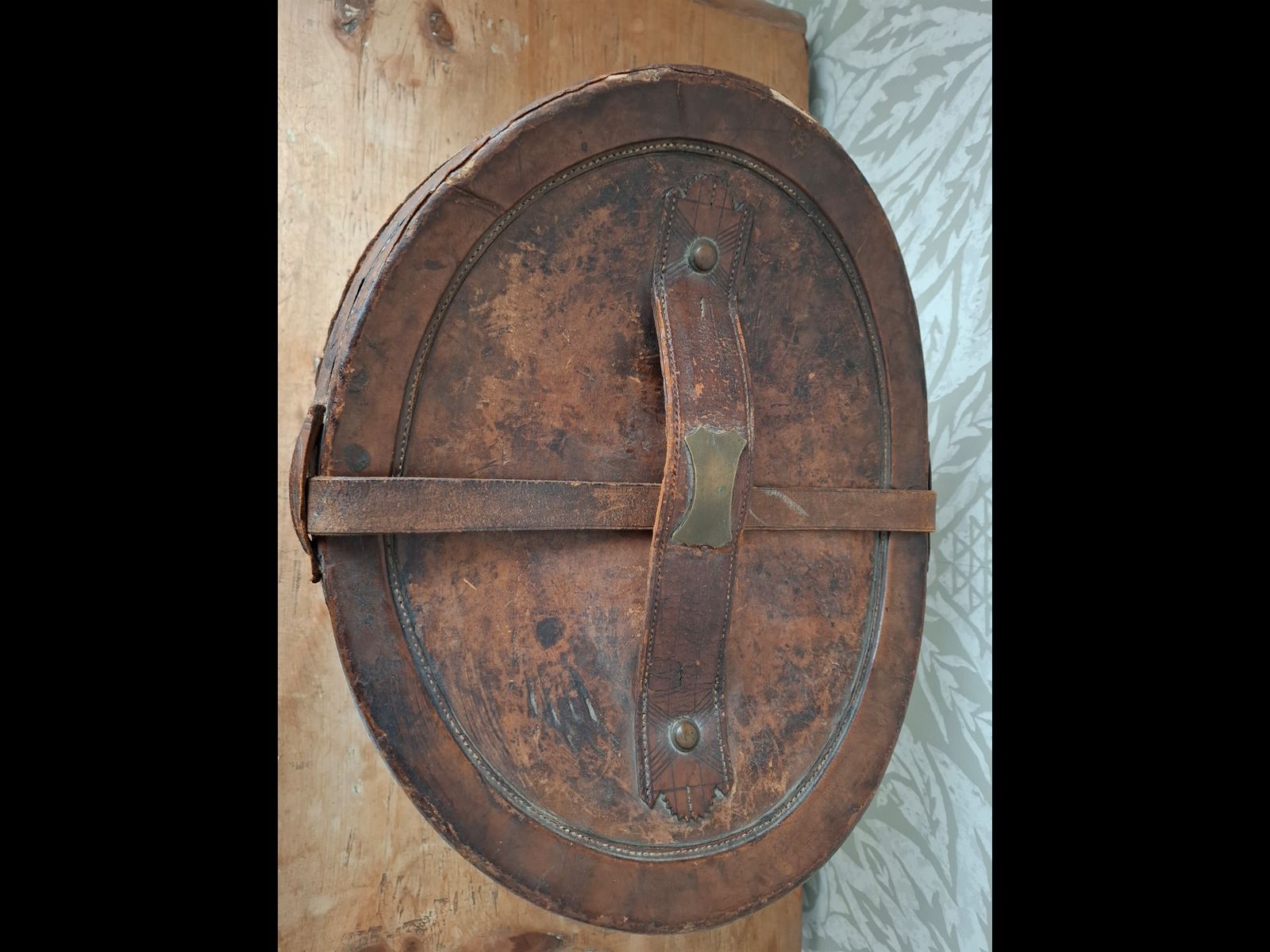 Late 1700s George II Leather Top Hat Case photo Home Decor