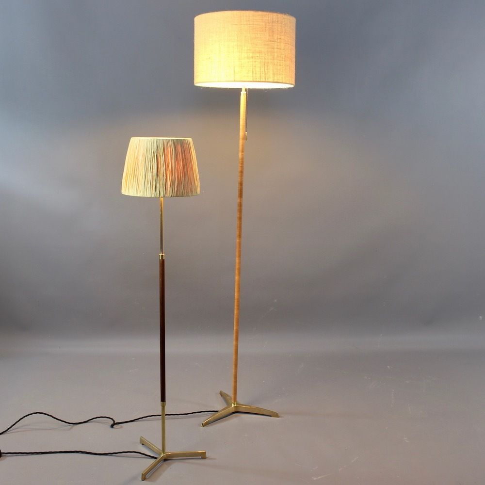 photo furniture Small Midcentury Floor Lamp, Mid 20th Century