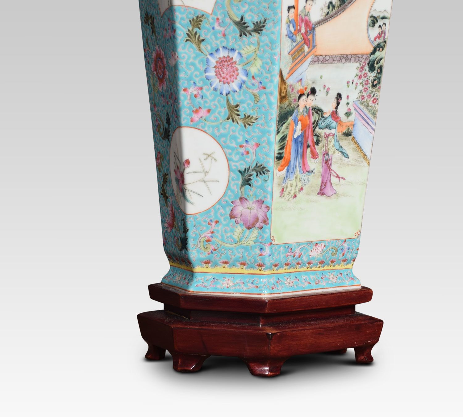Famille Rose Canton Porcelain Vase Lamp photo 1320.0