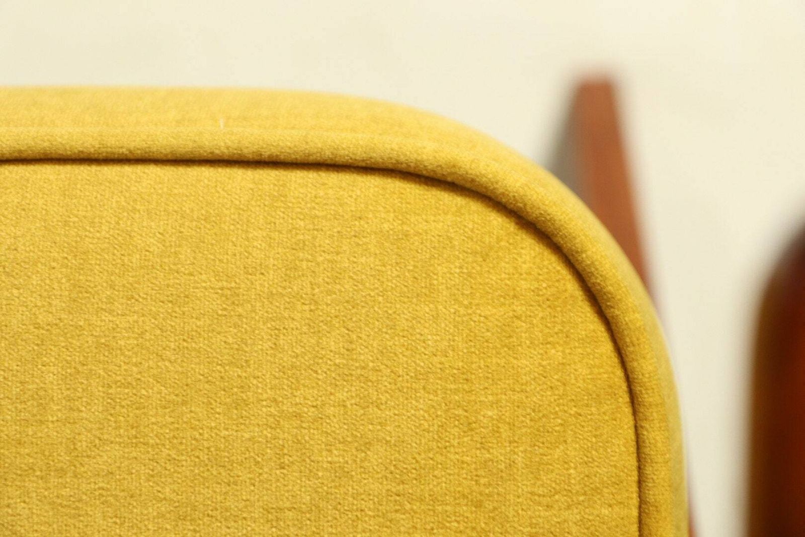 Fauteuil Mid Century Modern Design Geel Stof Jaren 1970 Scandinavisch Design Woonkamer Fauteuil Boho Teakkleur photo 399.0