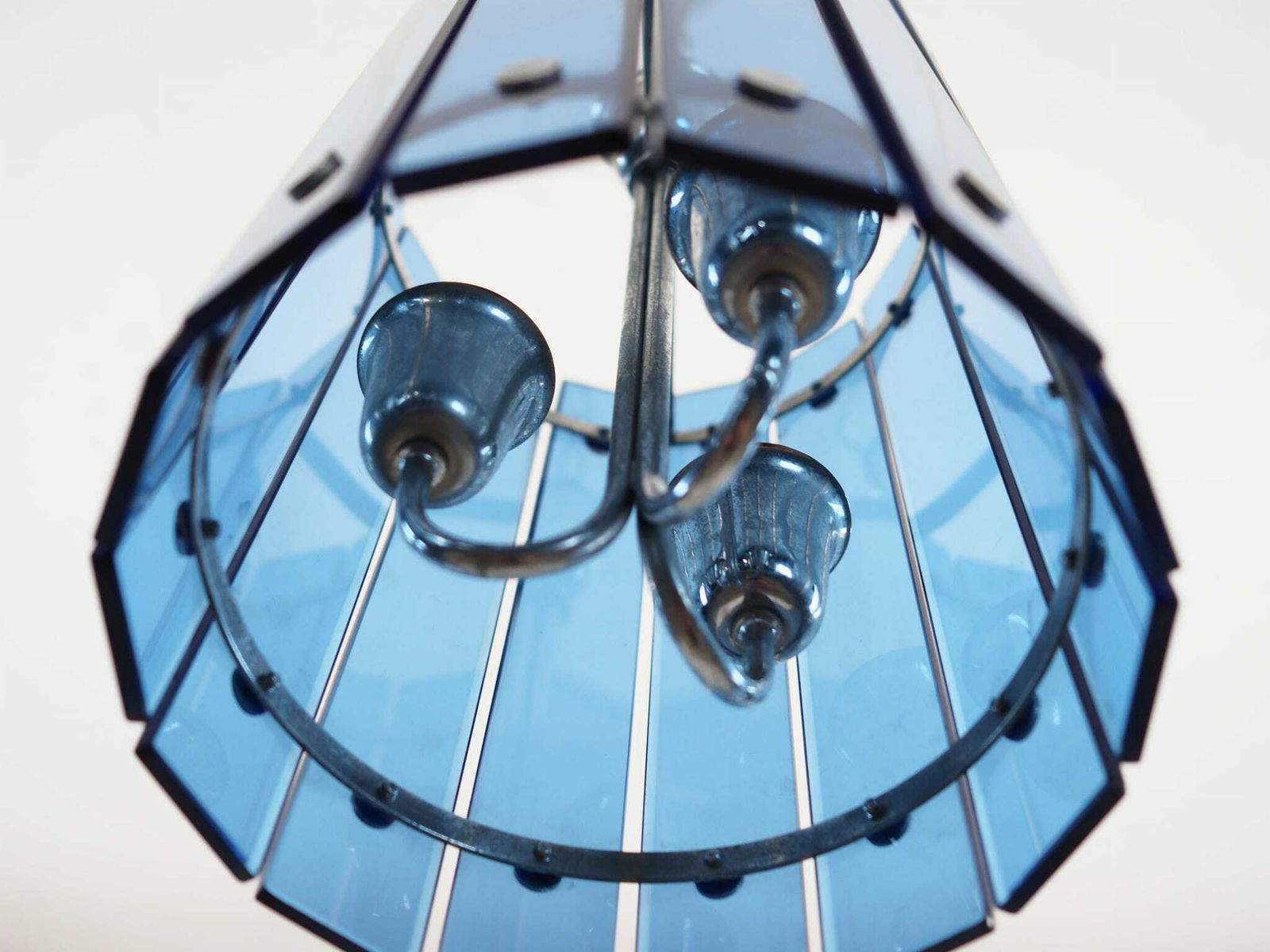 photo furniture Pendant Lamp, Italian Design, 1970s, Production: Italy