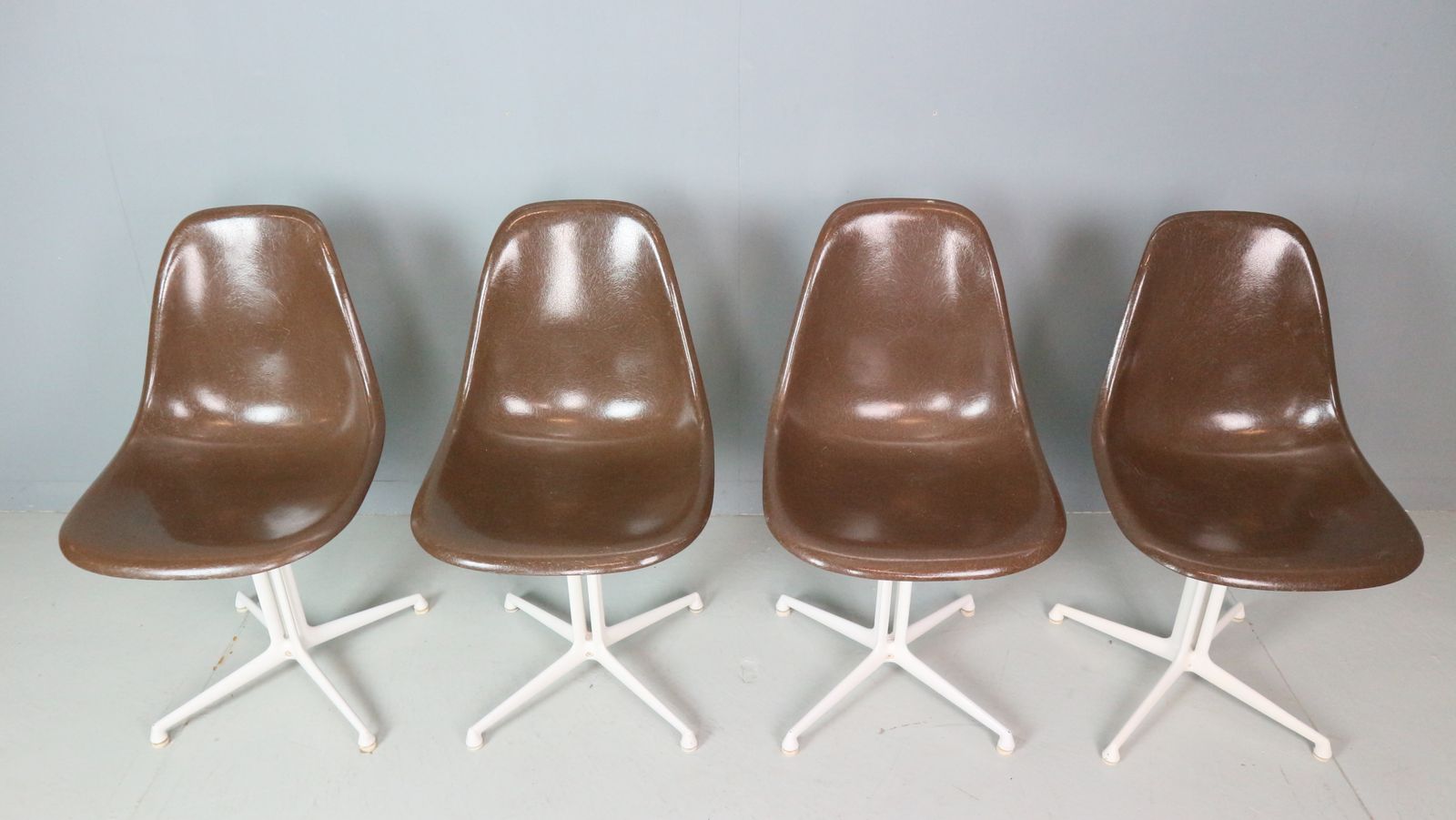 Charles & Ray Eames Set Of 4 "La Fonda" Chairs For Herman Miller, 1960 photo vinterior