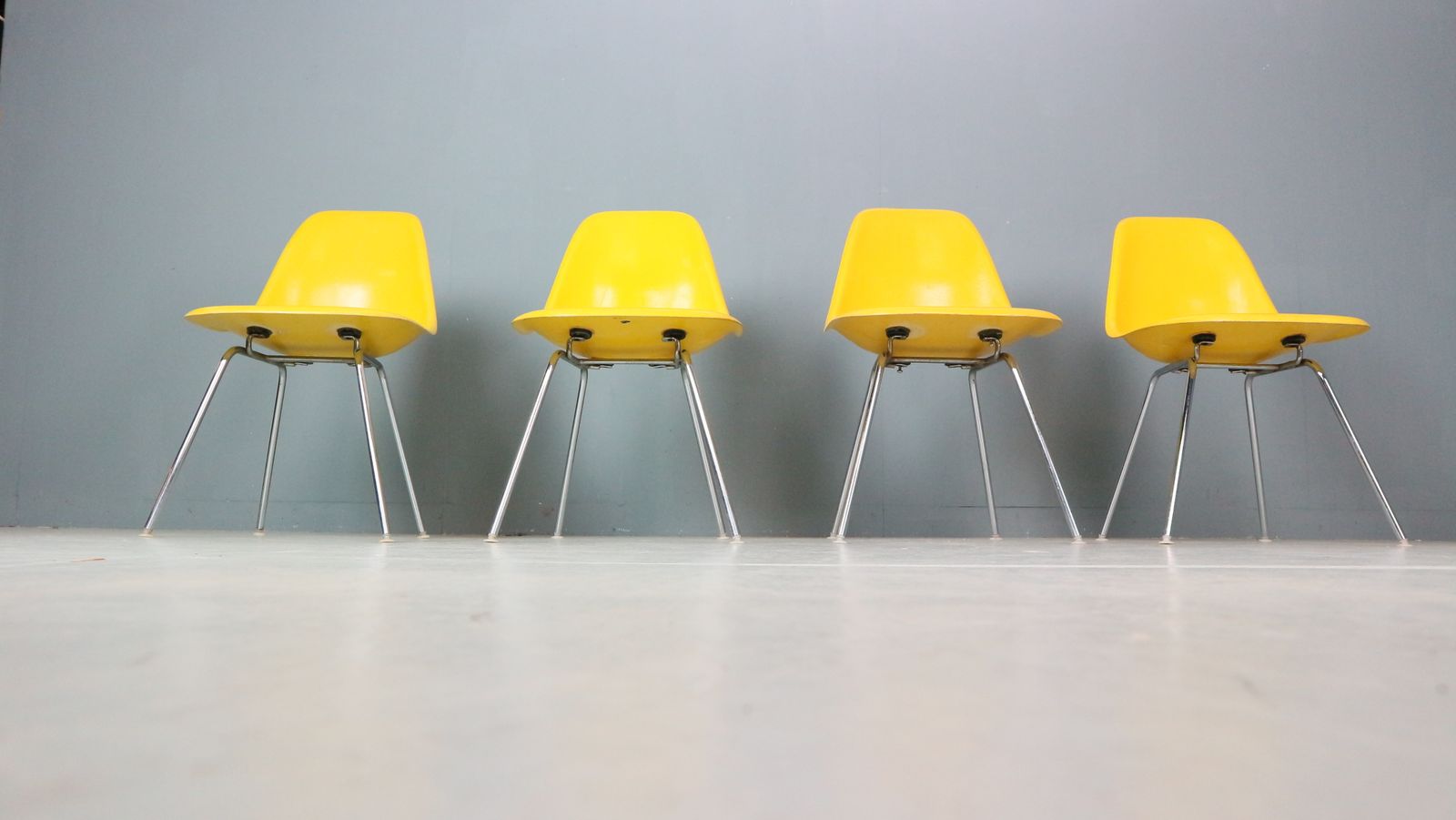 Charles & Ray Eames Set Of 4 Yellow "La Fonda" Chairs For Herman Miller, 1960
