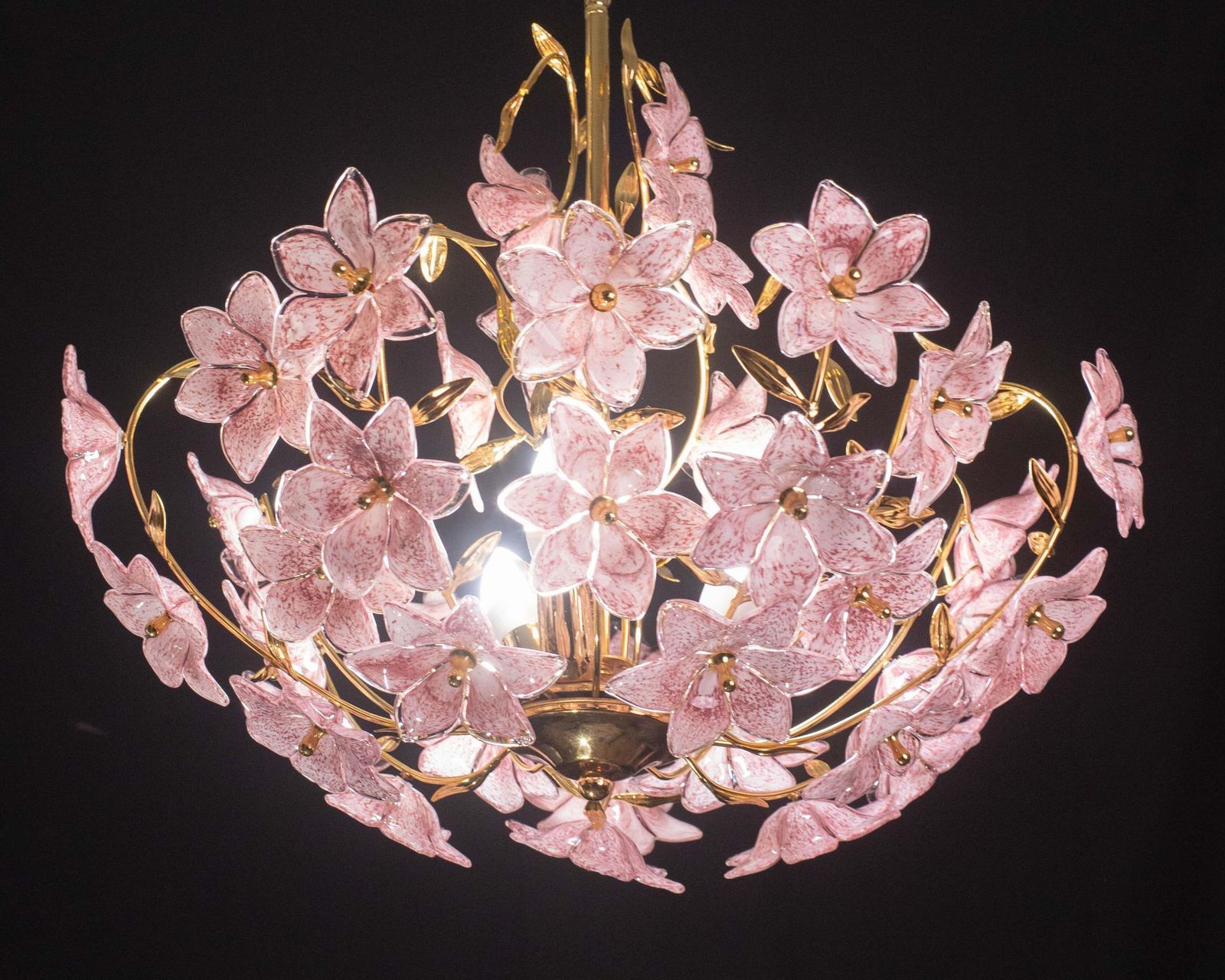 Amazing Murano Chandelier Full Of Pink Flowers, 1980s photo Lighting