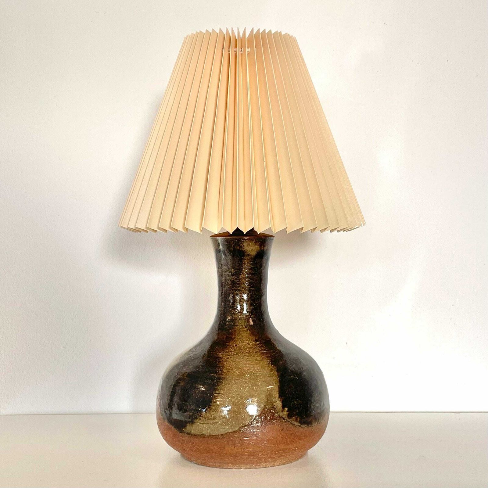 Danish Ceramic Sculptural Modernist Mid Century Table Lamp In Organic Shape With Earthcolored Glaze   Design By Axella Denmark photo for sale