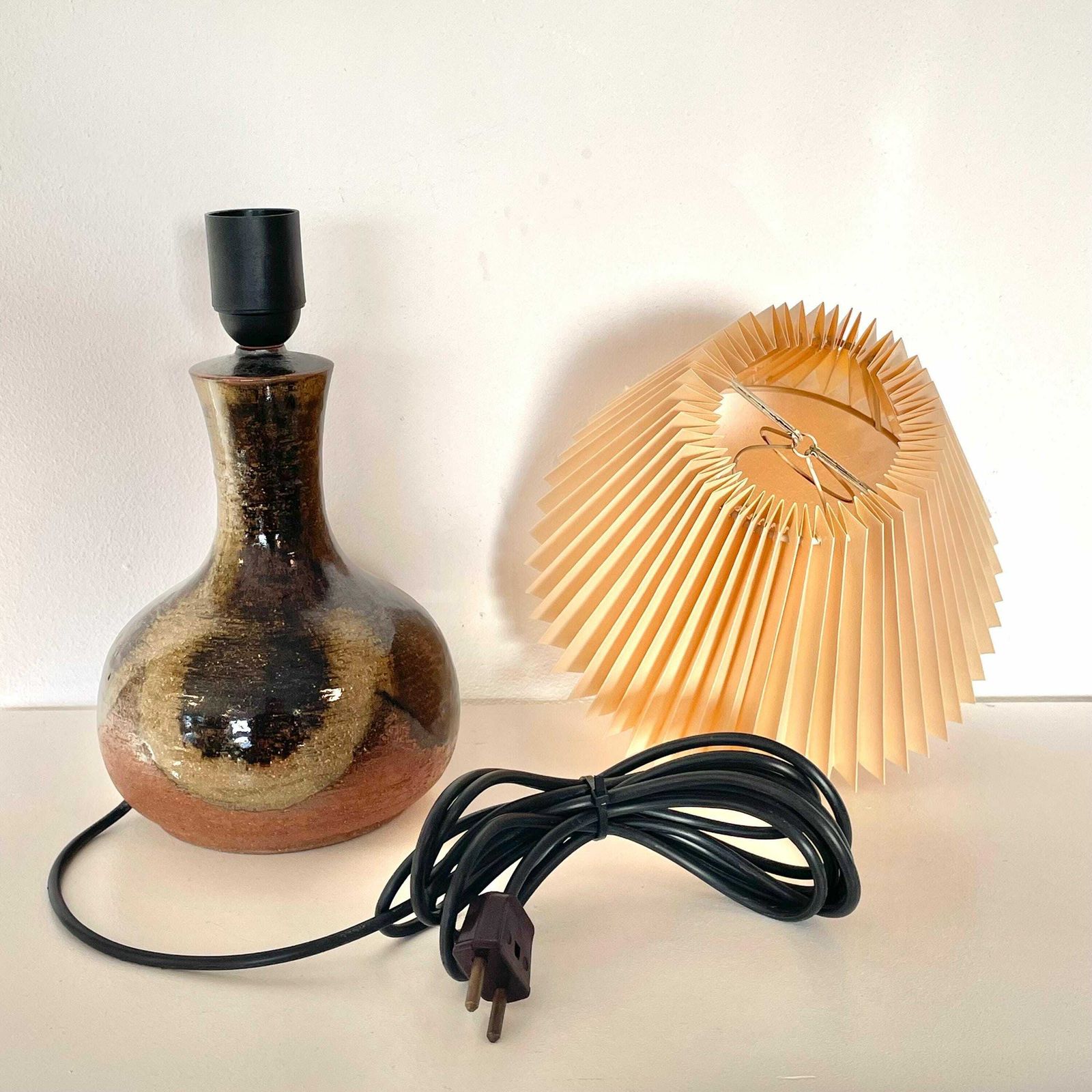 Danish Ceramic Sculptural Modernist Mid Century Table Lamp In Organic Shape With Earthcolored Glaze   Design By Axella Denmark photo 223.0