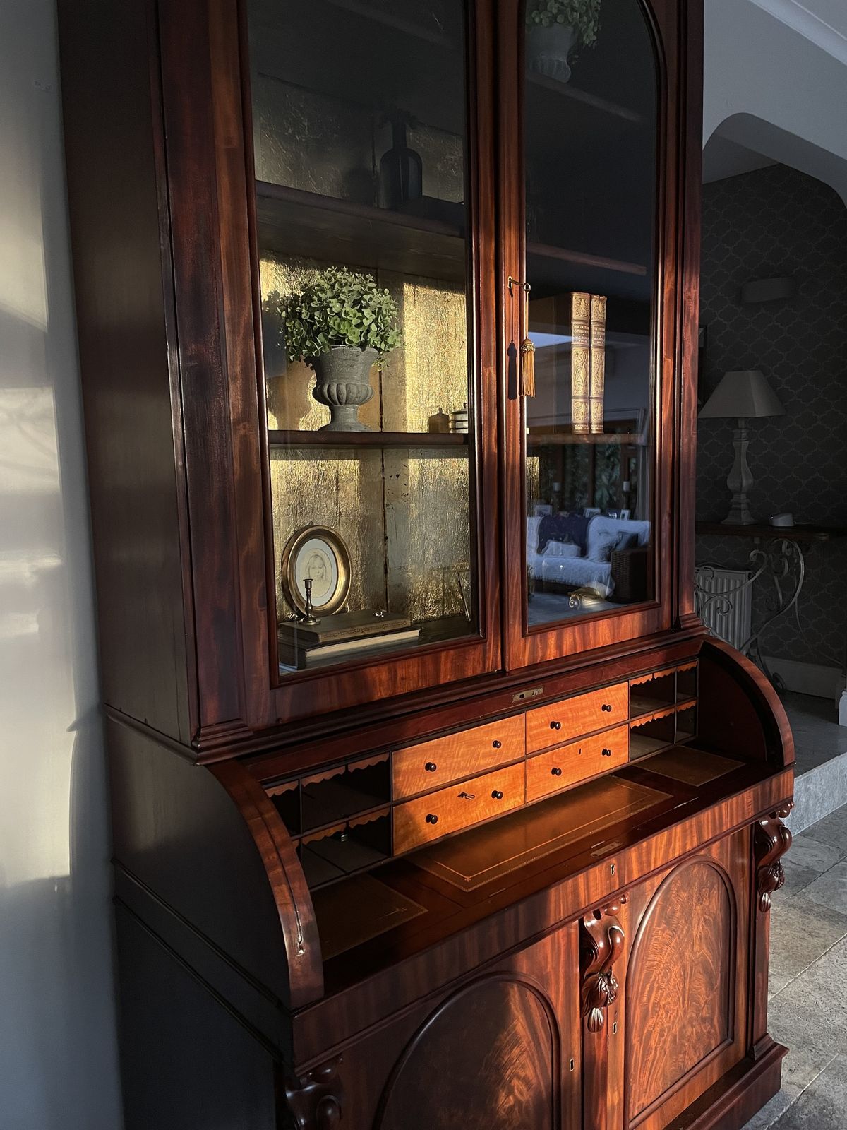 photo vintage Victorian Mahogany Cylinder Writing Bureau With Glazed Bookcase, Circa 1880