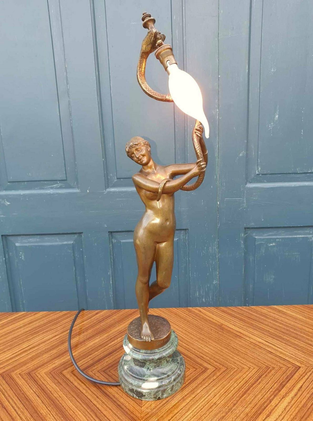Art Nouveau Bronze Nude Snake Dancer Lamp   Dominique Van Den Bossche photo 2245.0