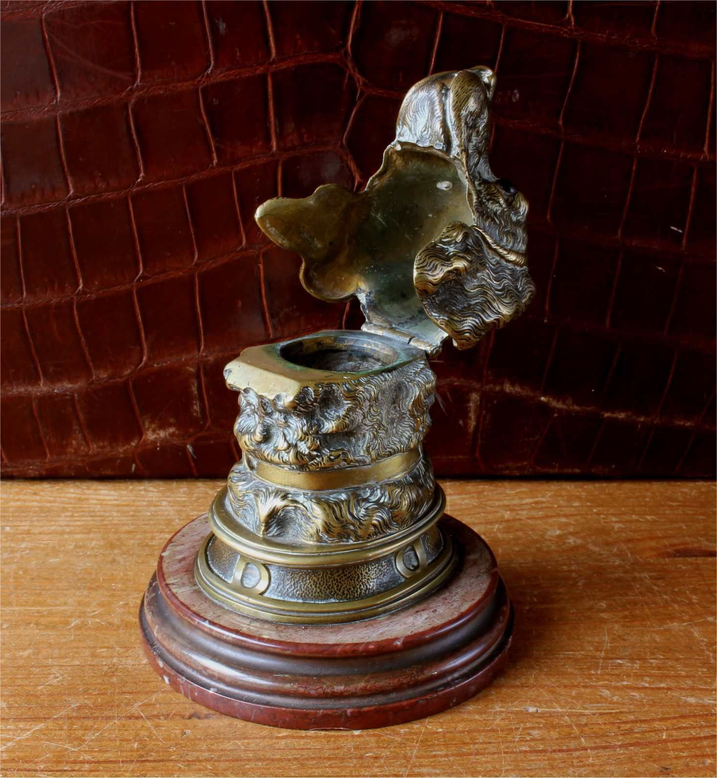 Victorian Brass Dog Inkwell. Marble Spaniel Ink Stand. Paperweight C1880. photo vintage