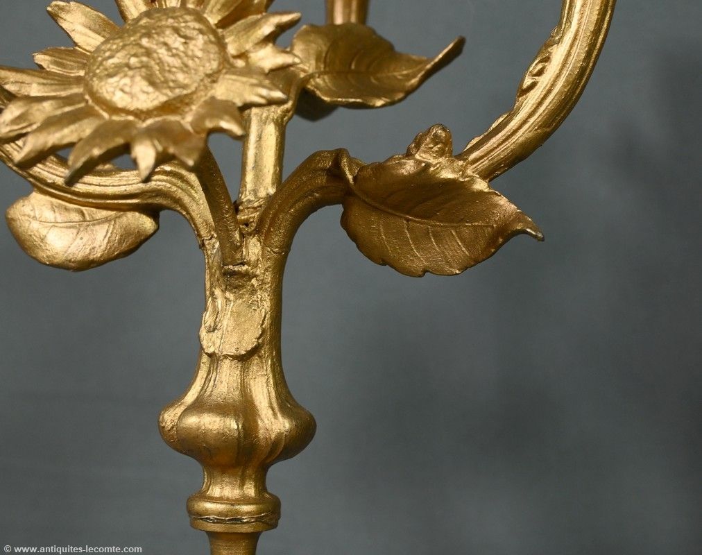 photo furniture Pair Of Candelabra In Golden Regulate And Onyx – 1940