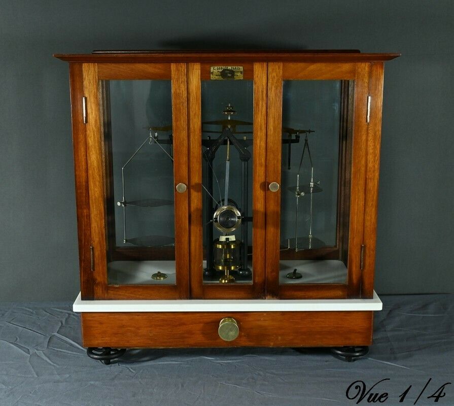 Aperiodic Precision Balance In Mahogany, A.Collot & C.Longue – 1900 photo Home Decor