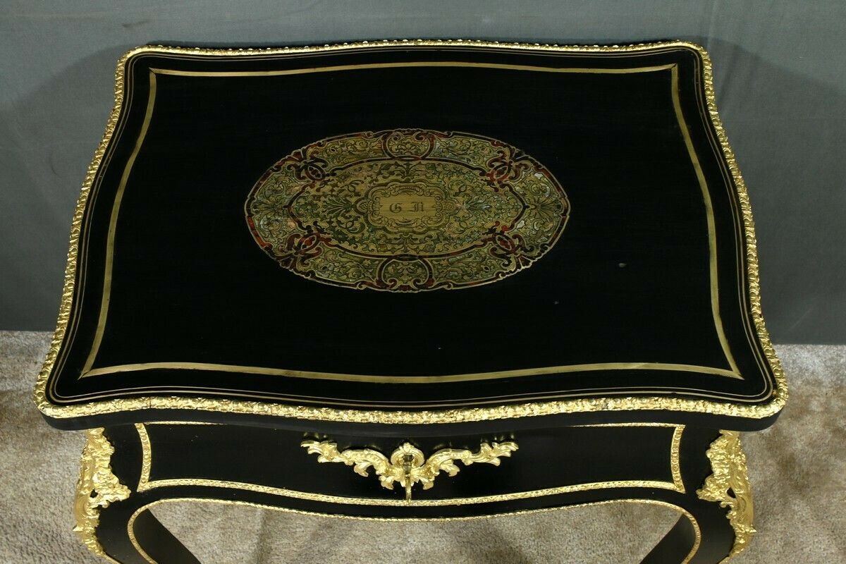 Blackened Pearwood Worker, Napoleon III Period – Mid 19th Century photo vinterior