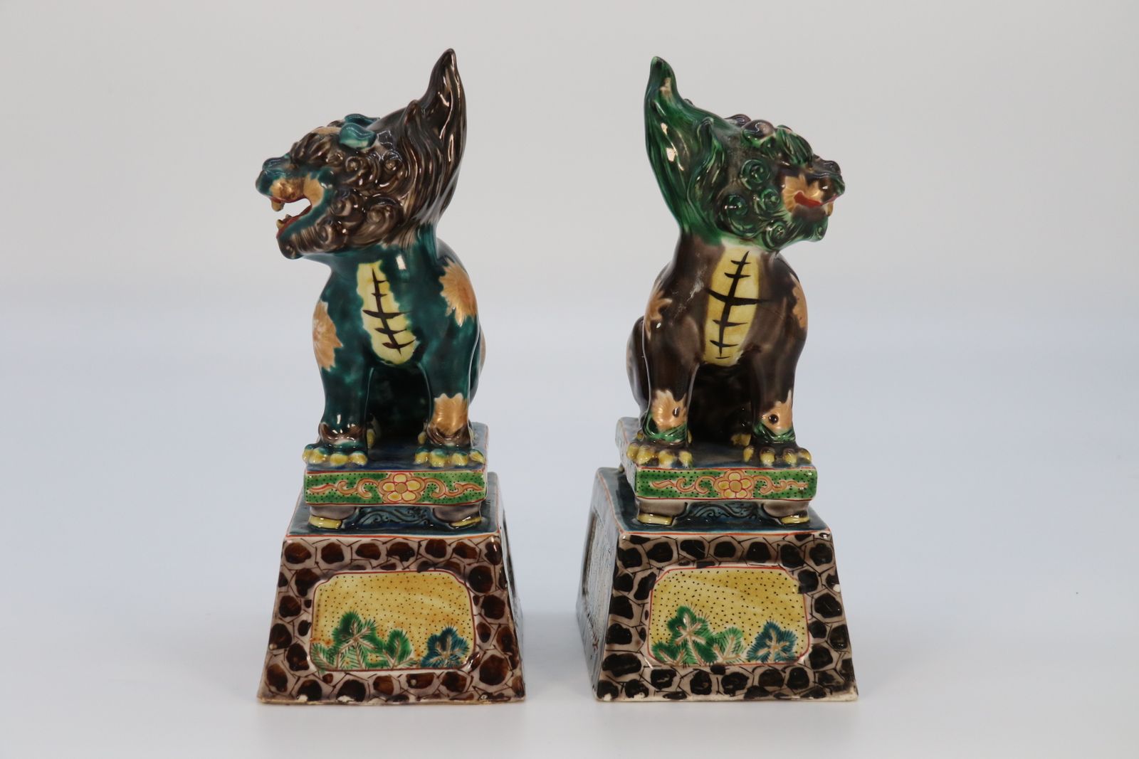 A Highly Decorative Pair Of Chinese Pottery Buddhist Lions Circa 1900. photo Home Decor