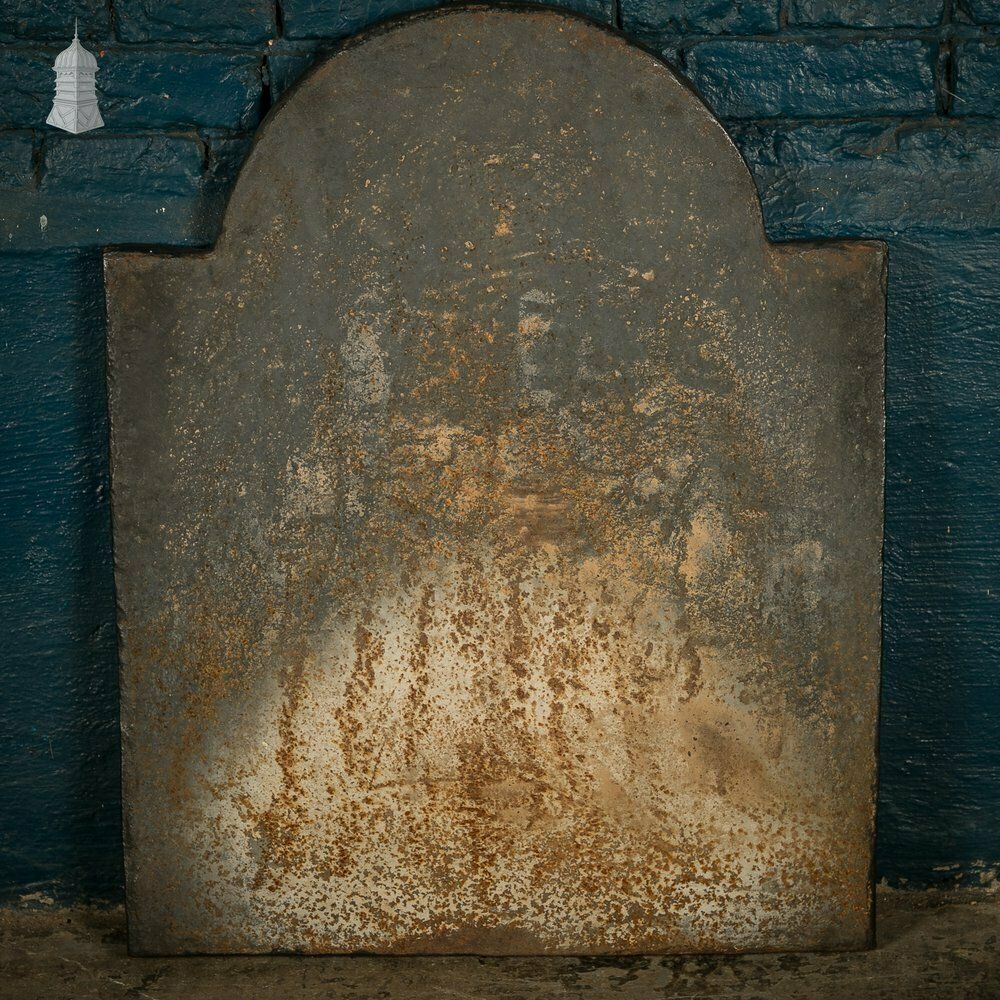 photo furniture Maritime Fire Back, Cast Iron Backplate