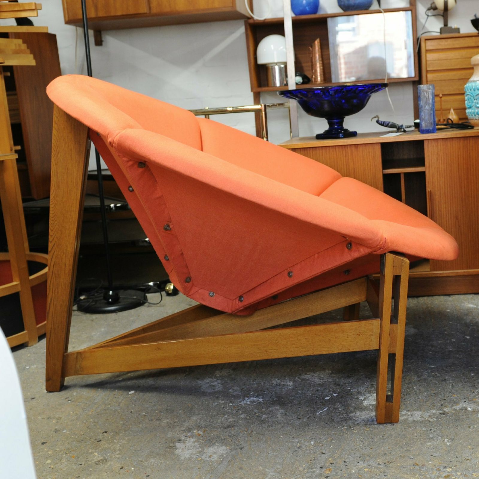 Large Mid Century Fibreglass Pink And Yellow Flower/ Daisy Chair On A Wooden Tripod Stand, 1960s photo vinterior