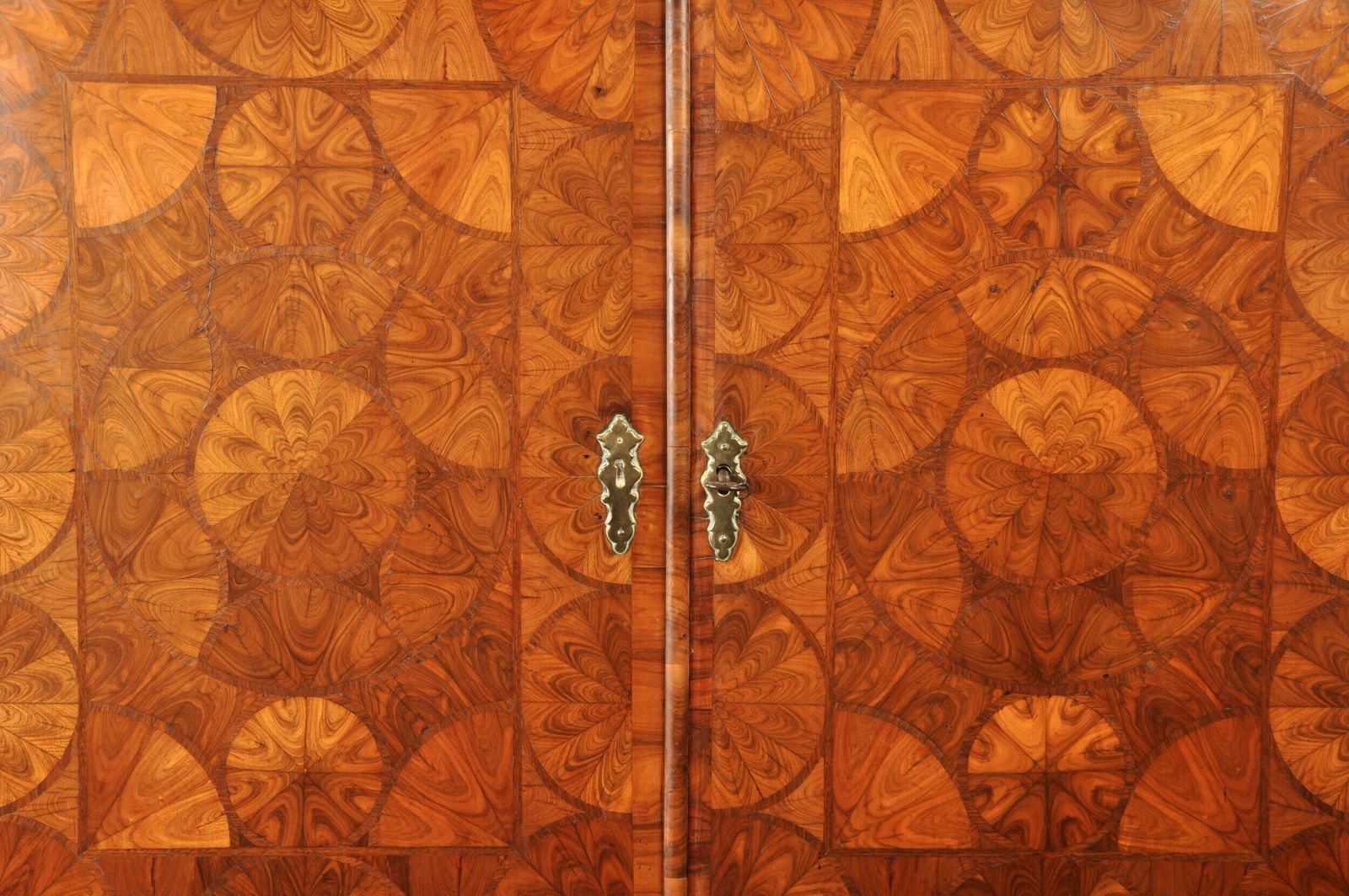 Important 17th Century Kingwood Cabinet On Stand photo 16000.0