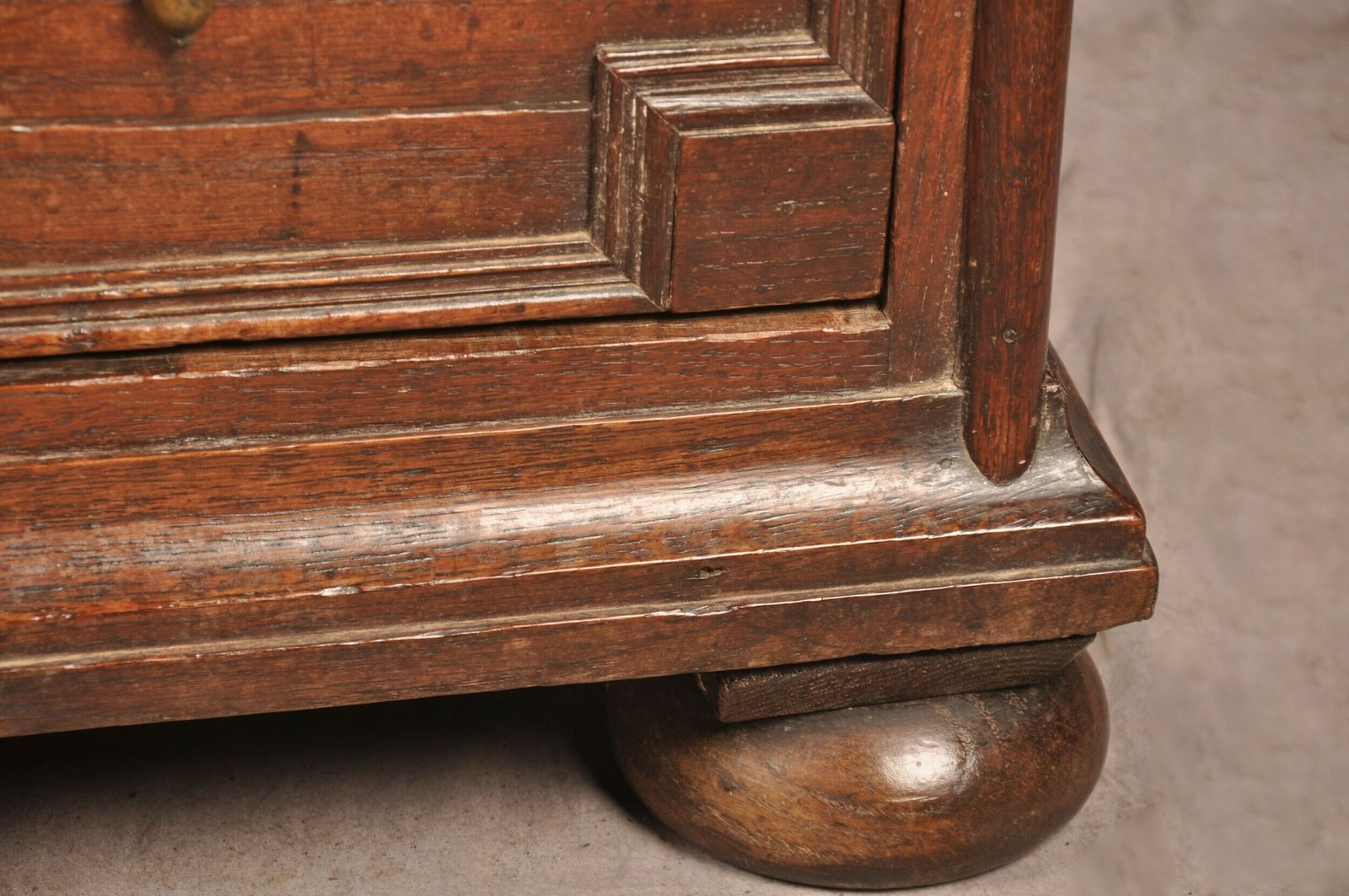 Charles II Oak Chest Of Drawers photo vinterior