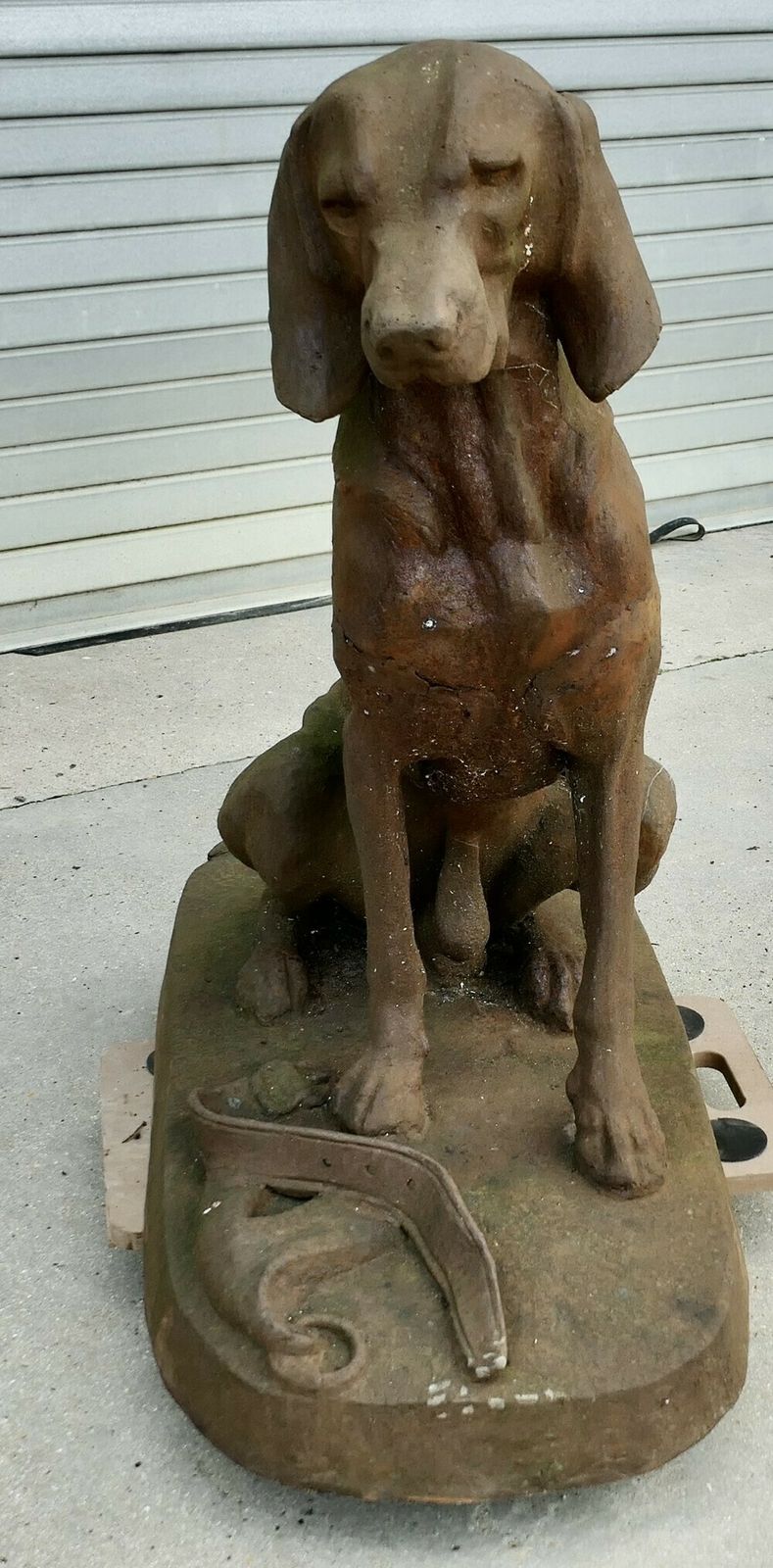 Cast Iron Statue Of A Seated Hunting Dog photo vinterior