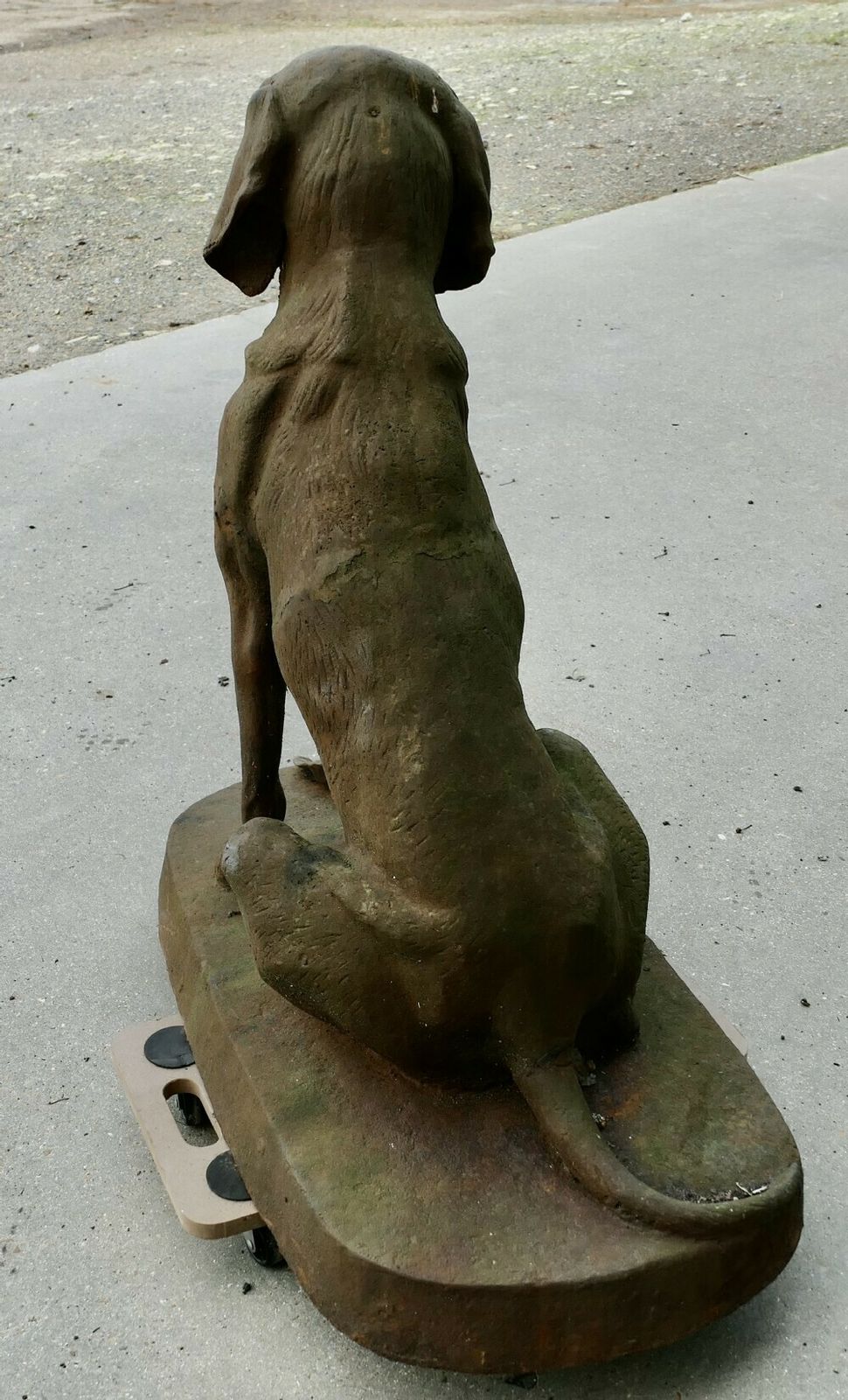 photo furniture Cast Iron Statue Of A Seated Hunting Dog
