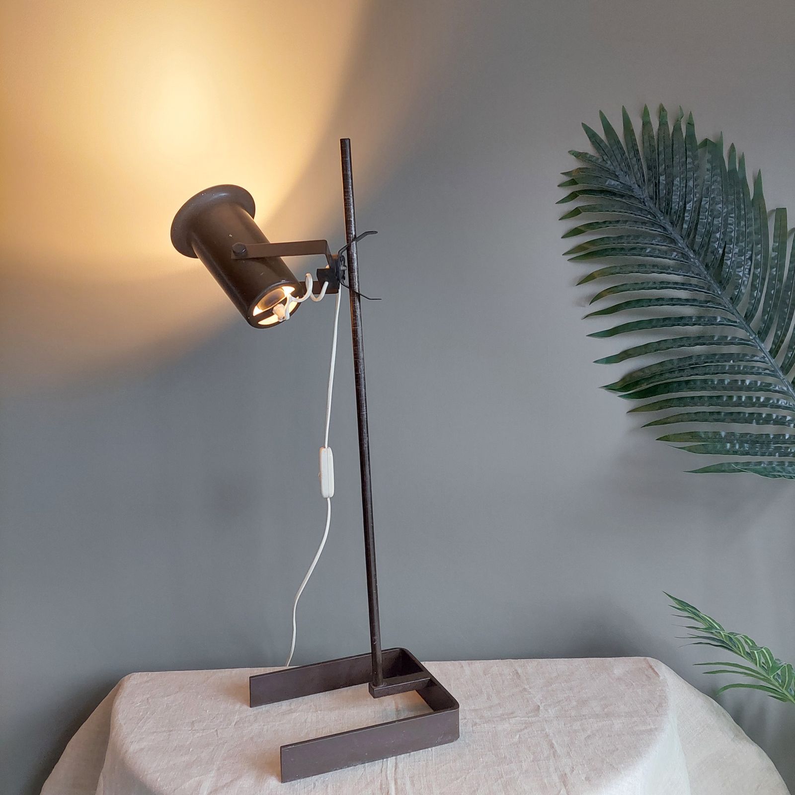 Mid Century  Industrial Table Light Brown Metal Adjustable Desk Lamp, 50s 60s photo vintage