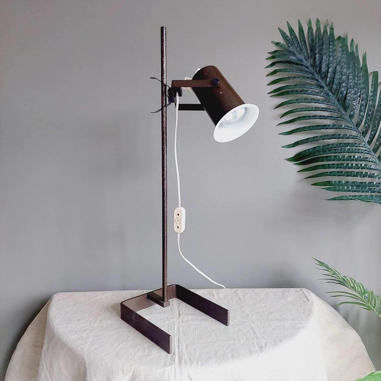 Mid Century  Industrial Table Light Brown Metal Adjustable Desk Lamp, 50s 60s