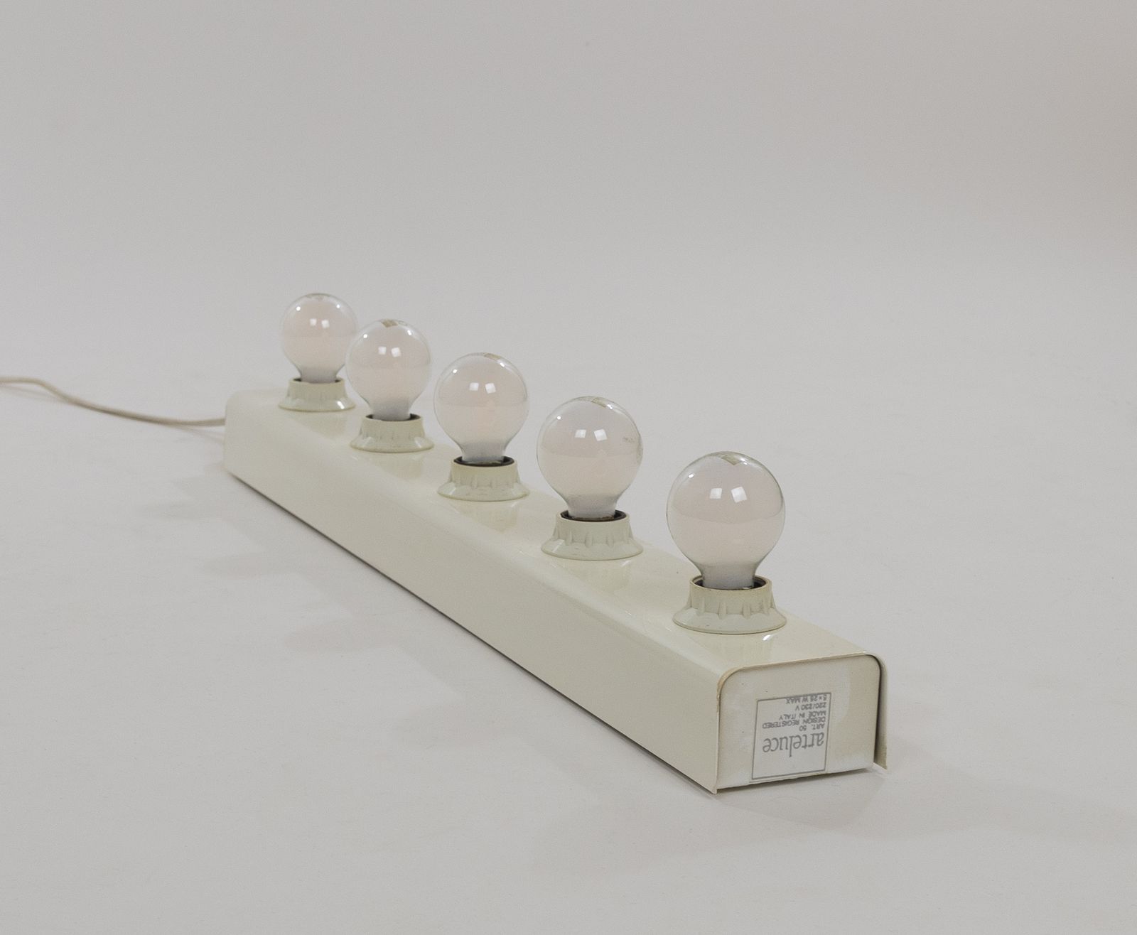 A Pair Of Wall Lamps Model 50 By Gino Sarfatti For Arteluce, 1968 photo Lighting