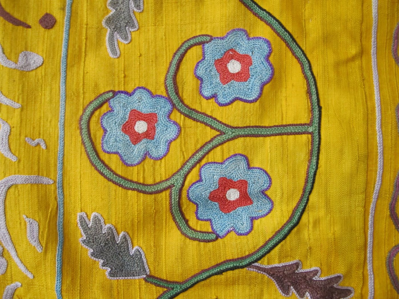 Lakai Nim Suzani, Uzbekistan Early 20th Century, 1.40m X 0.94m photo buy