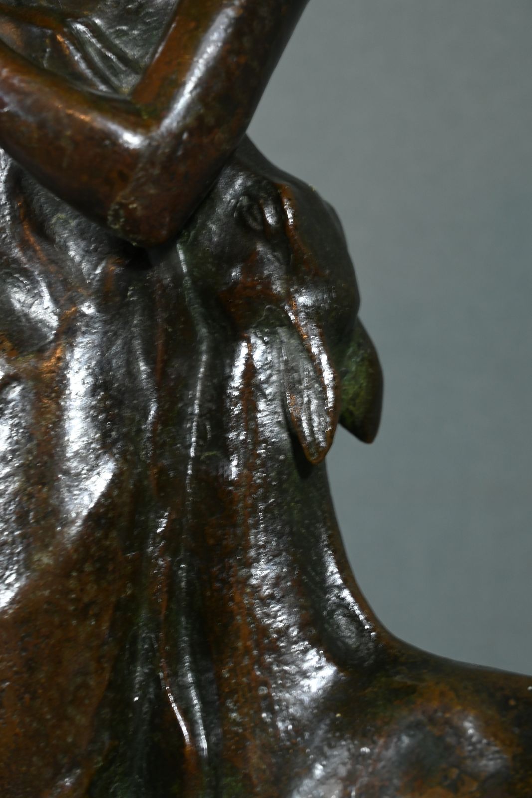 photo furniture Bronze “The Woman With The Fawn”, Primavera Workshop – 1930