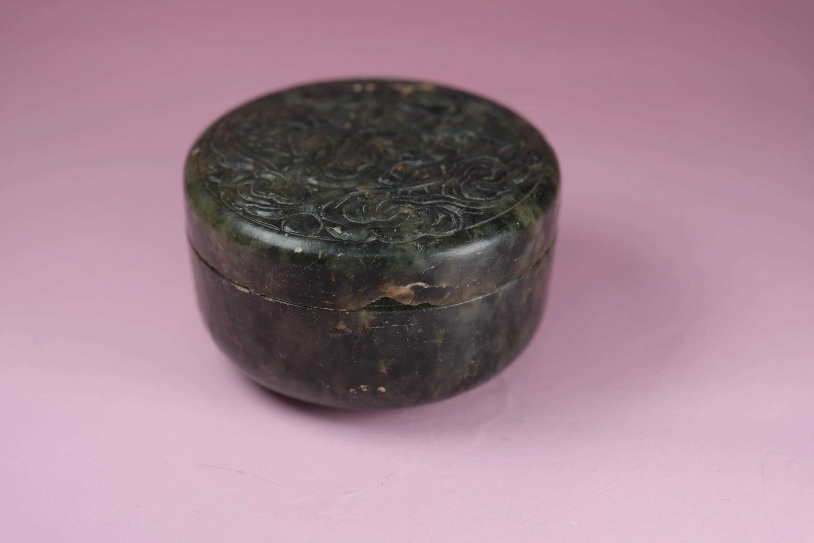 Jade Pot, Chinese Spinach Jade photo Art