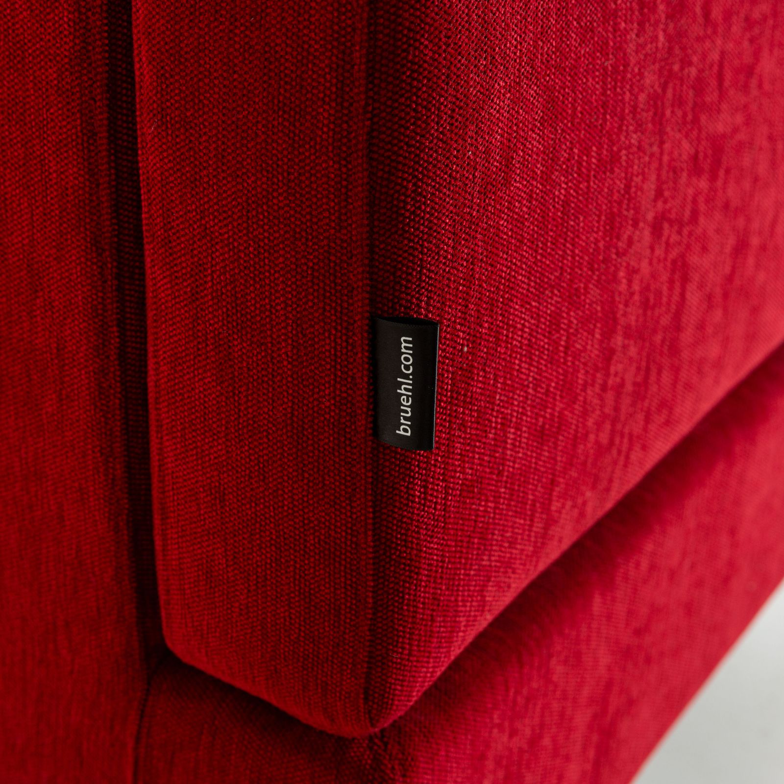 Canapé d'angle Brühl Alba en tissu rouge, fonction manuelle photo vinterior