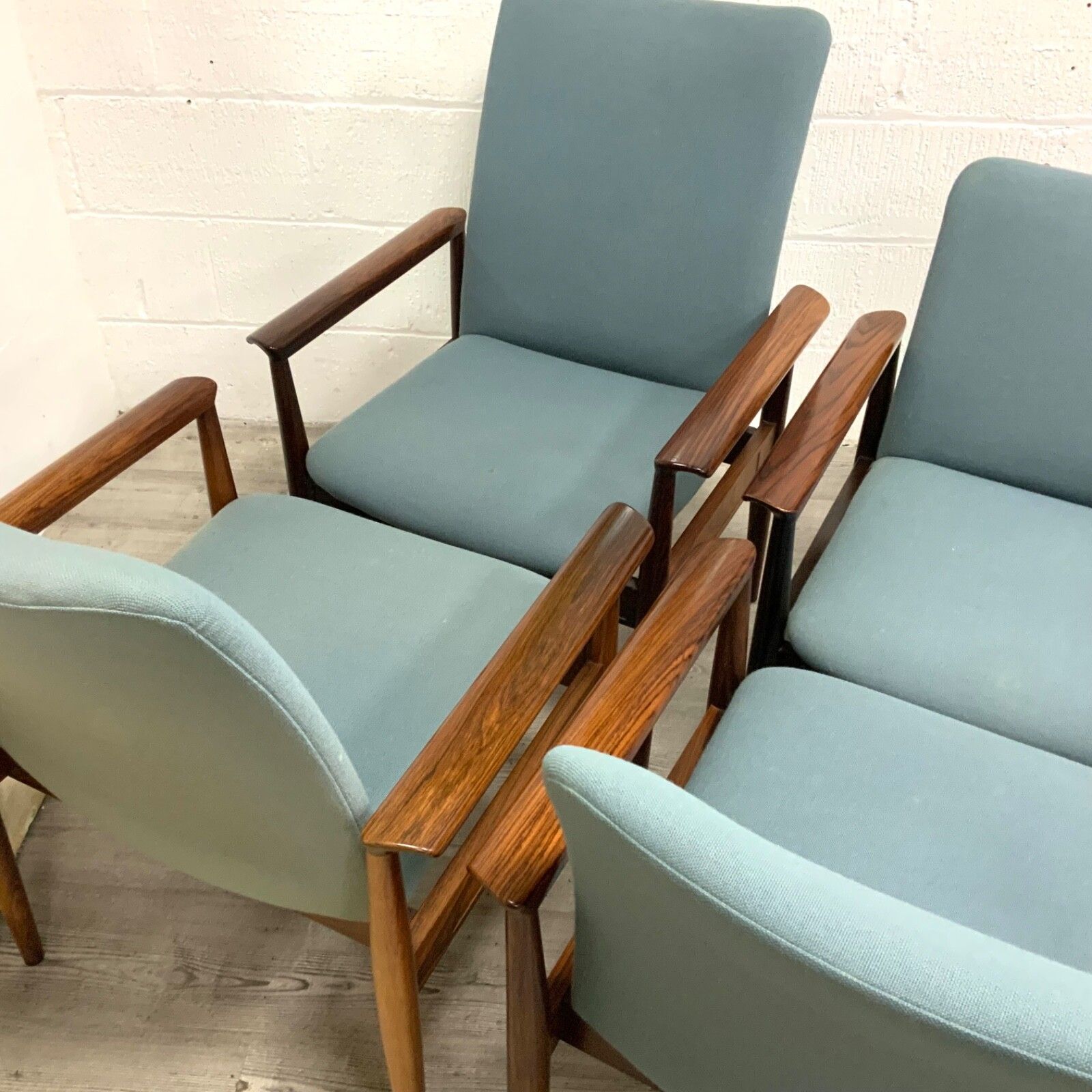 A Set Of 6 Danish Rosewood “Diplomat” Chairs  Model 209 By Finn Juhl For Cado photo buy