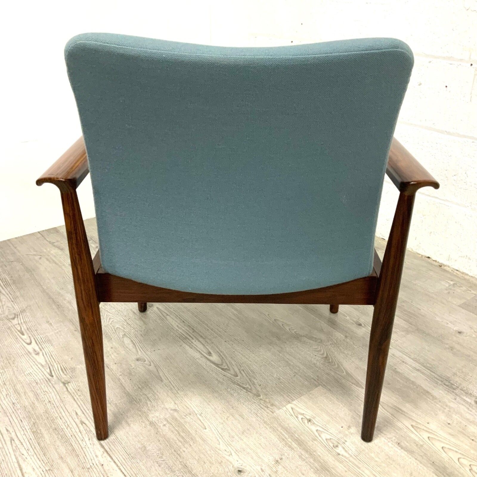 6995.0 A Set Of 6 Danish Rosewood “Diplomat” Chairs  Model 209 By Finn Juhl For Cado photo