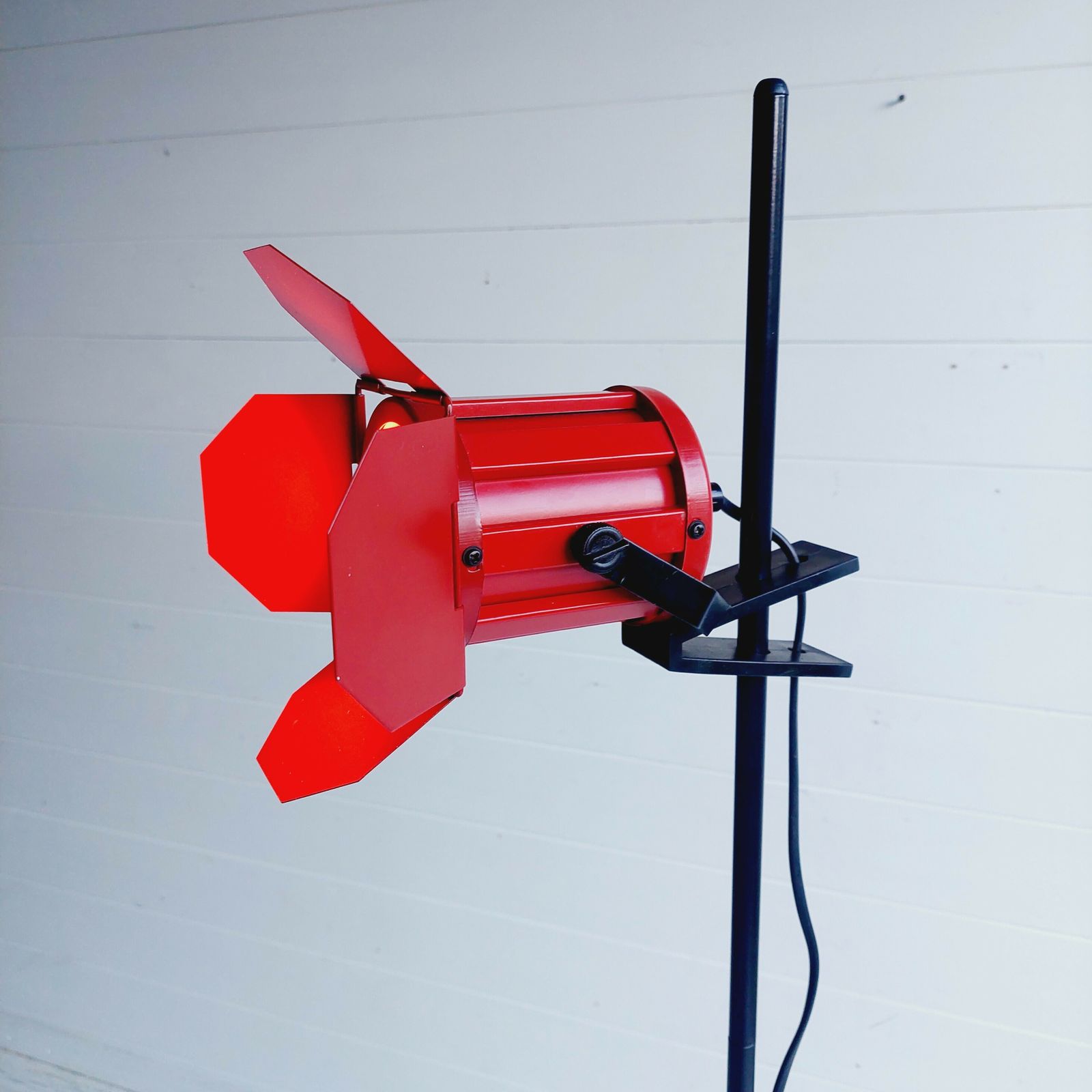 photo vintage Mid Century  Adjustable Spotlight Floor Lamp Ikea "Reflektor" Spotlight Studio Light 1980s