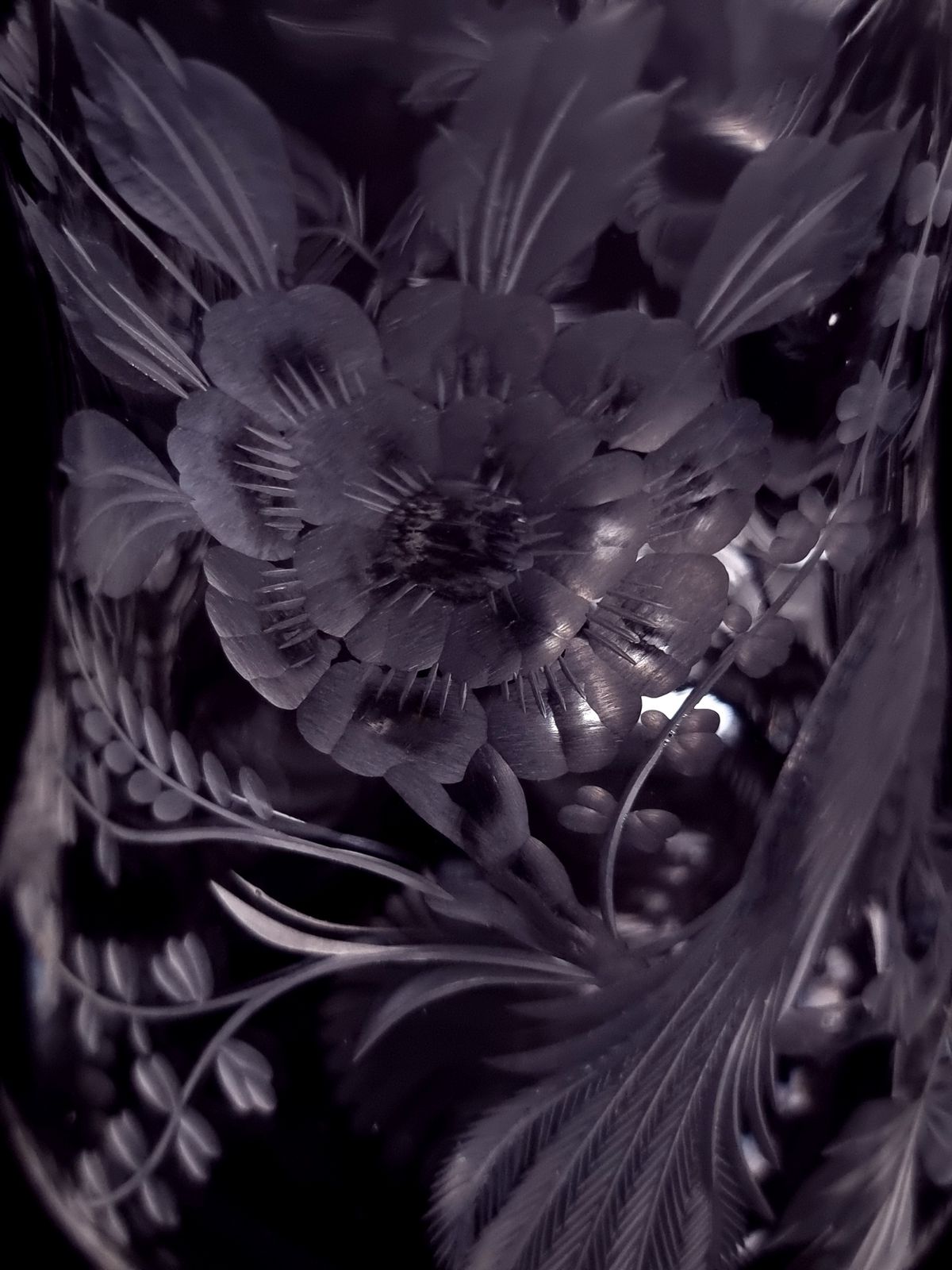 A 19th Century Stourbridge Hand Wheel Engraved Glass Vase, English Circa 1890 Depicting Birds And Flowers photo buy