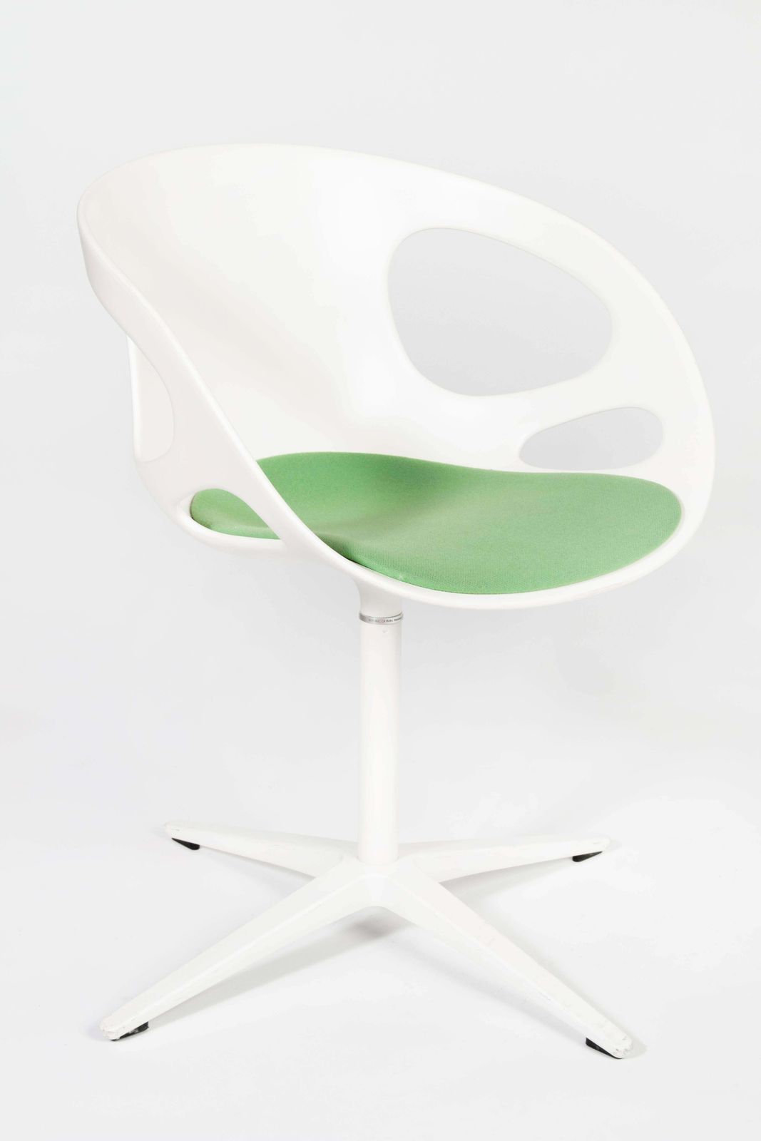 photo for sale Fritz Hansen Rin Dining Swivel Chair Set By Hiromichi Konno (Set Of 4)