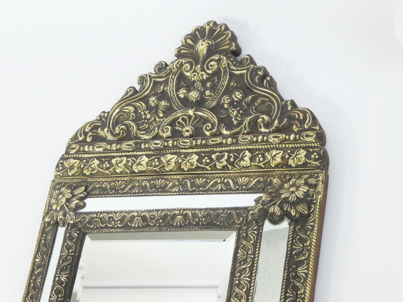 Large Hanging Dutch Copper Wall Mirror With Beveled Mirror, Unique Ornate Design, Wall Hanging photo vinterior