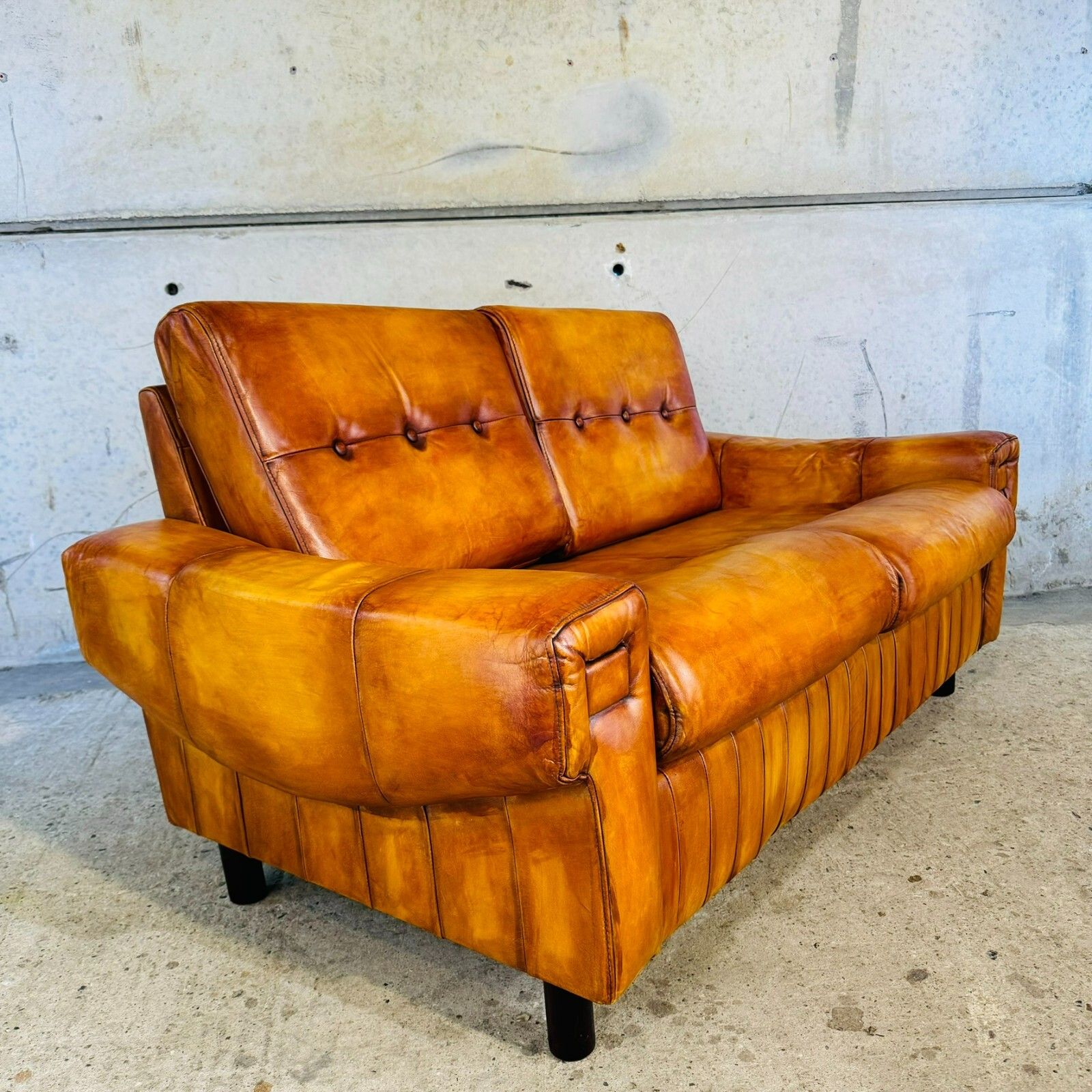 Furniture Vintage 1970s Danish Two Seater Light Tan Leather Sofa – Timeless Design #A419 photo