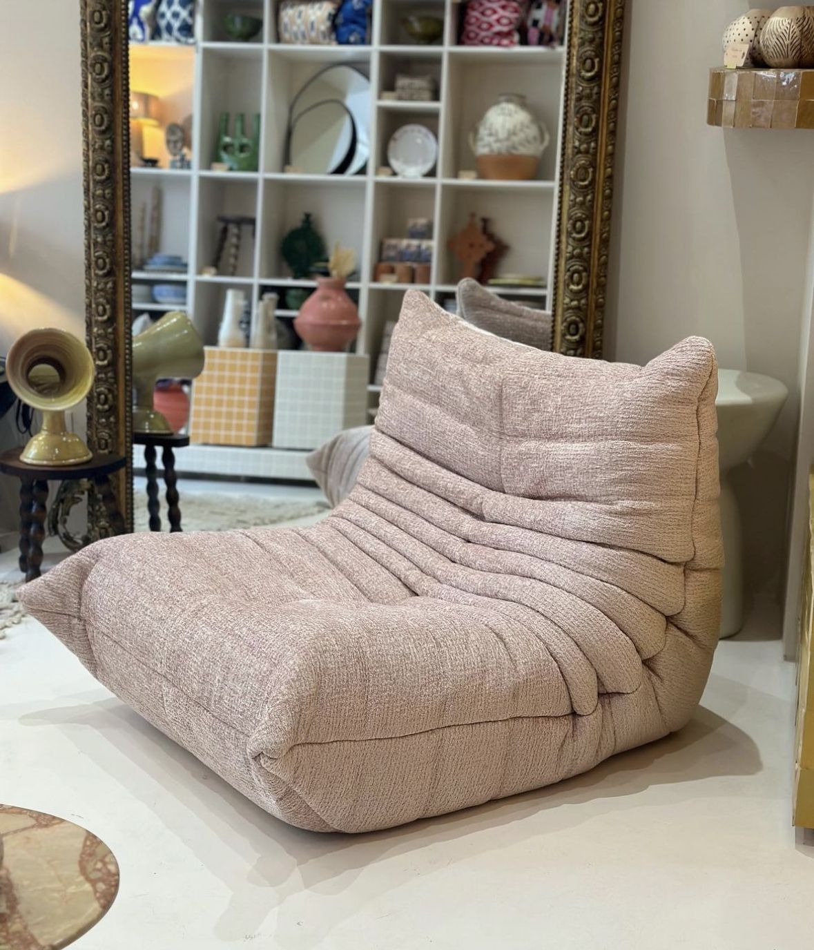 Togo Heated Chair   Pale Pink, 1970s photo vinterior