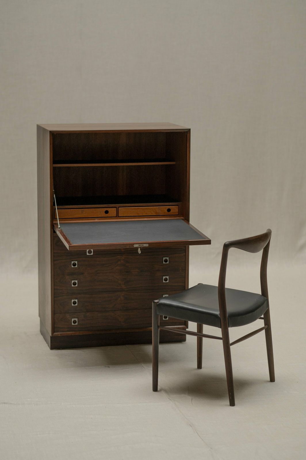 3750.0 Arne Vodder Desk For Sibast, 1960s photo