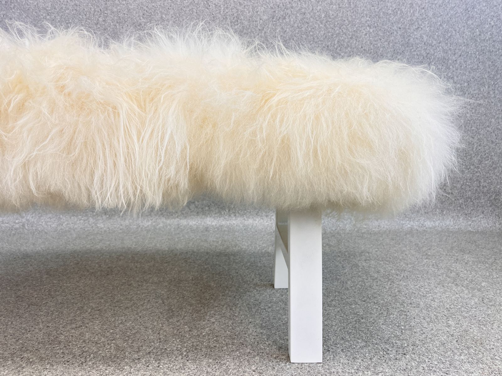 White Yeti Real Sheepskin Fluffy Furry Bench Chair Bedside photo Furniture