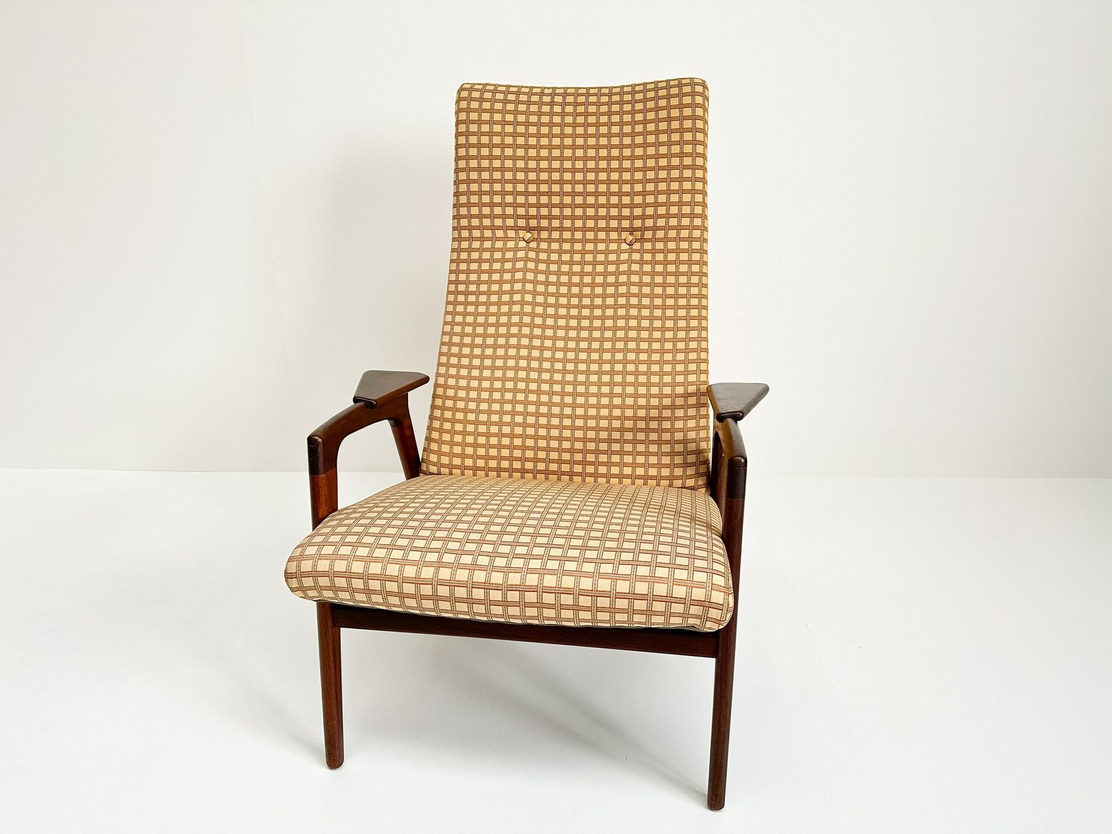Midcentury 'Ruster' Chair By Yngve Ekström For Pastoe photo furniture