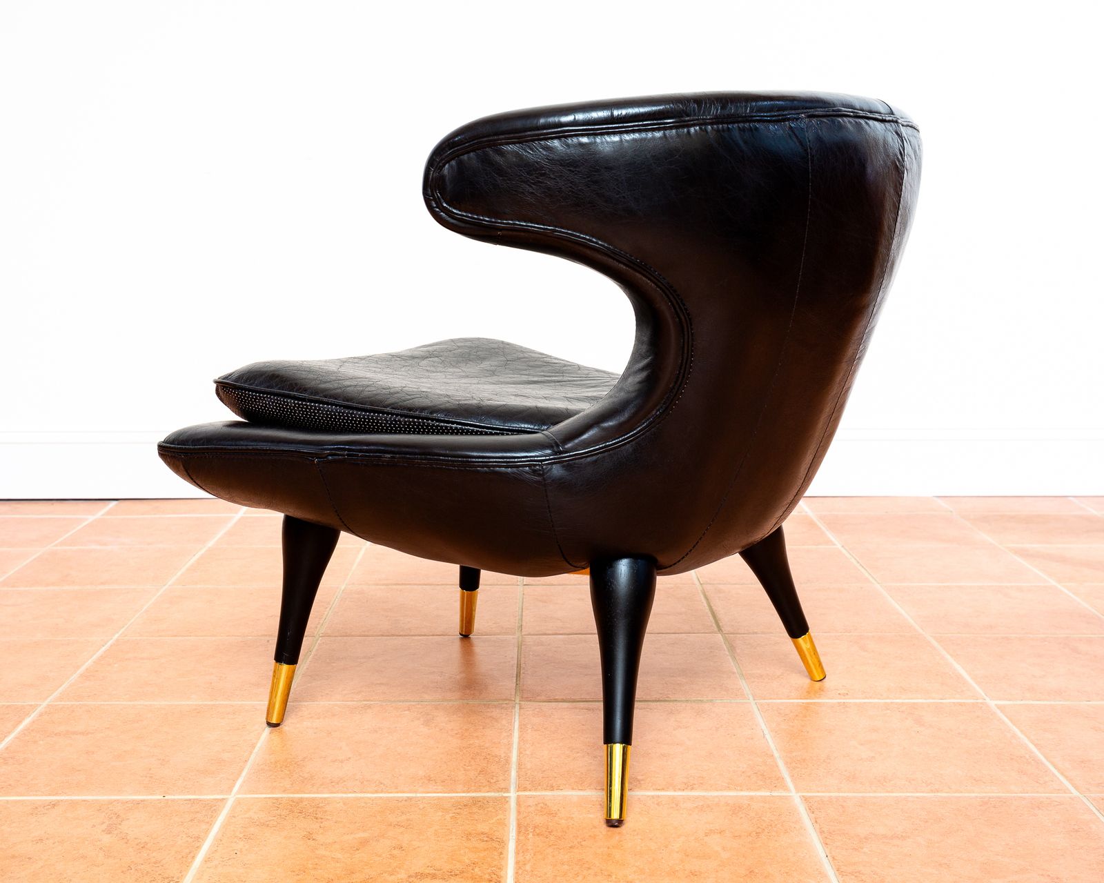 Italian Black Leather Statement Lounge Chair Mid Century Modernist Space Age Karpen Style Horn Chair Mcm Gold Brass photo buy