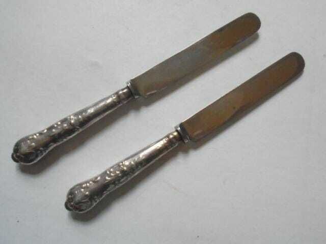 2 Antique Silver Plated Blunt Round Nose Knives, Hollow Butter Knives 10 Inch, Carrington And Co. Ltd, London photo 50.0