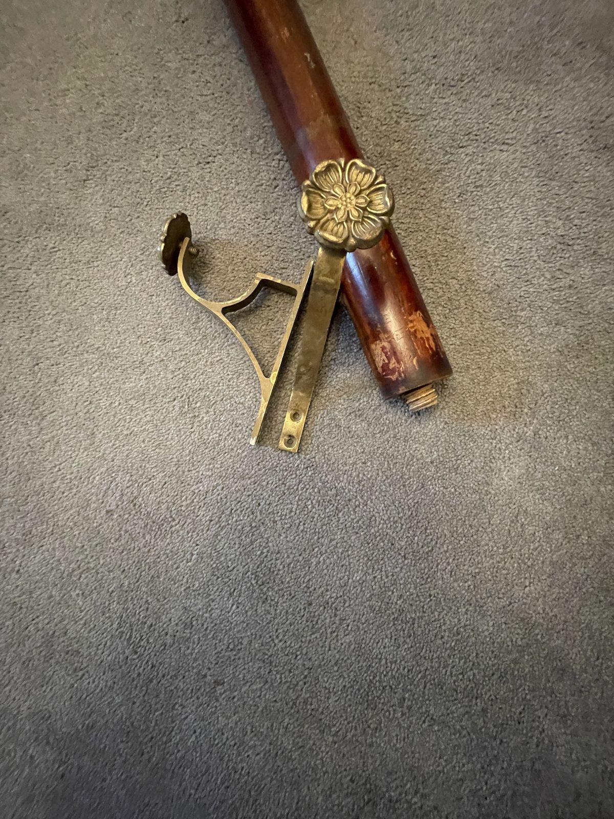Wooden Curtain Pole (137cm Long X 4cm Diameter) With 2 Finials (14cm Long X 8cm Diameter), 16 Wooden Rings (8cm Diameter) And Pair Of Brass Brackets photo furniture