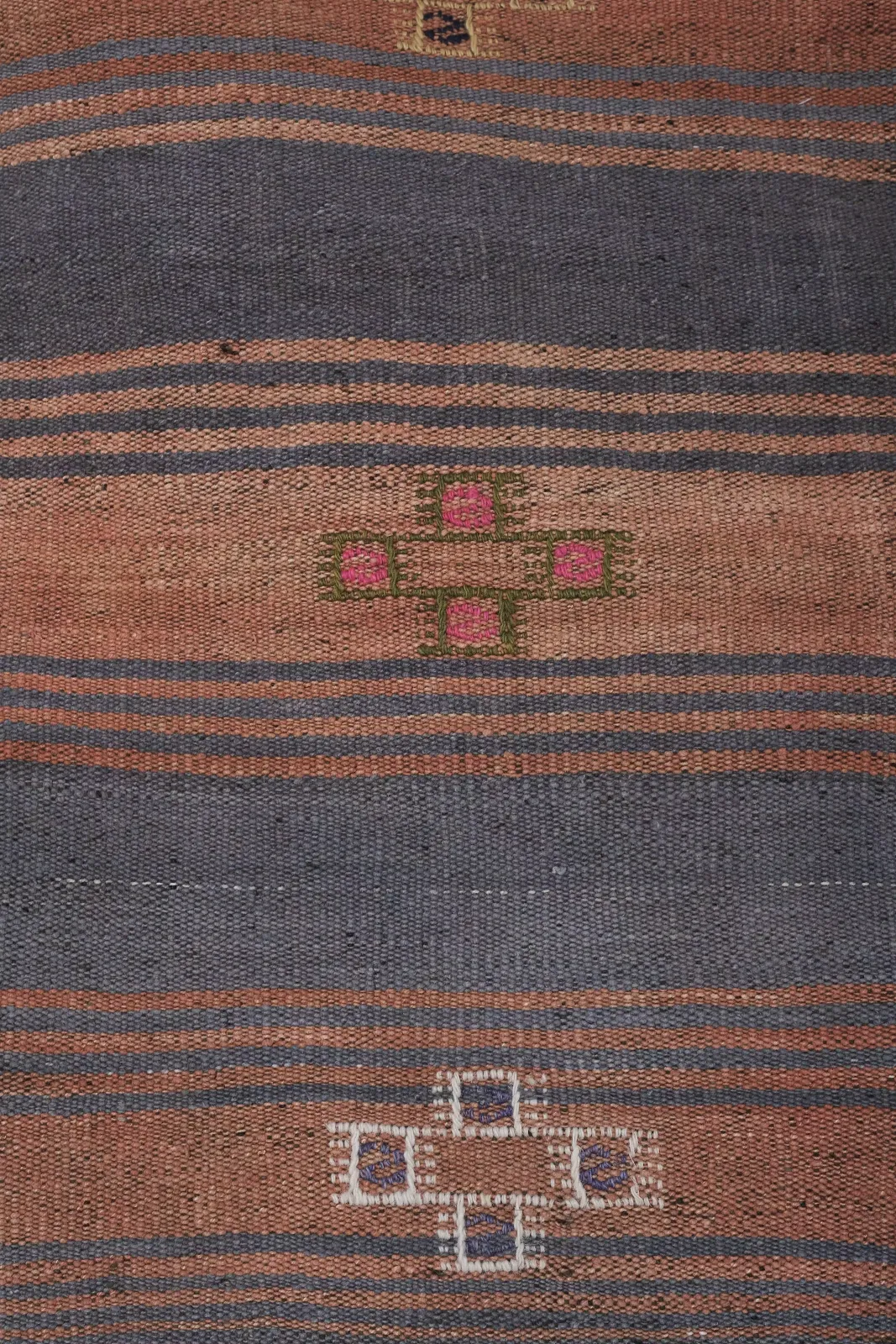photo furniture Turkish Striped Cotton Kilim 3'9'' X 9'4''
