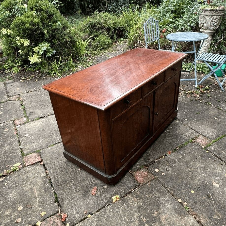 photo vintage Victorian Dresser Chiffonier Sideboard Console Hall Side Table