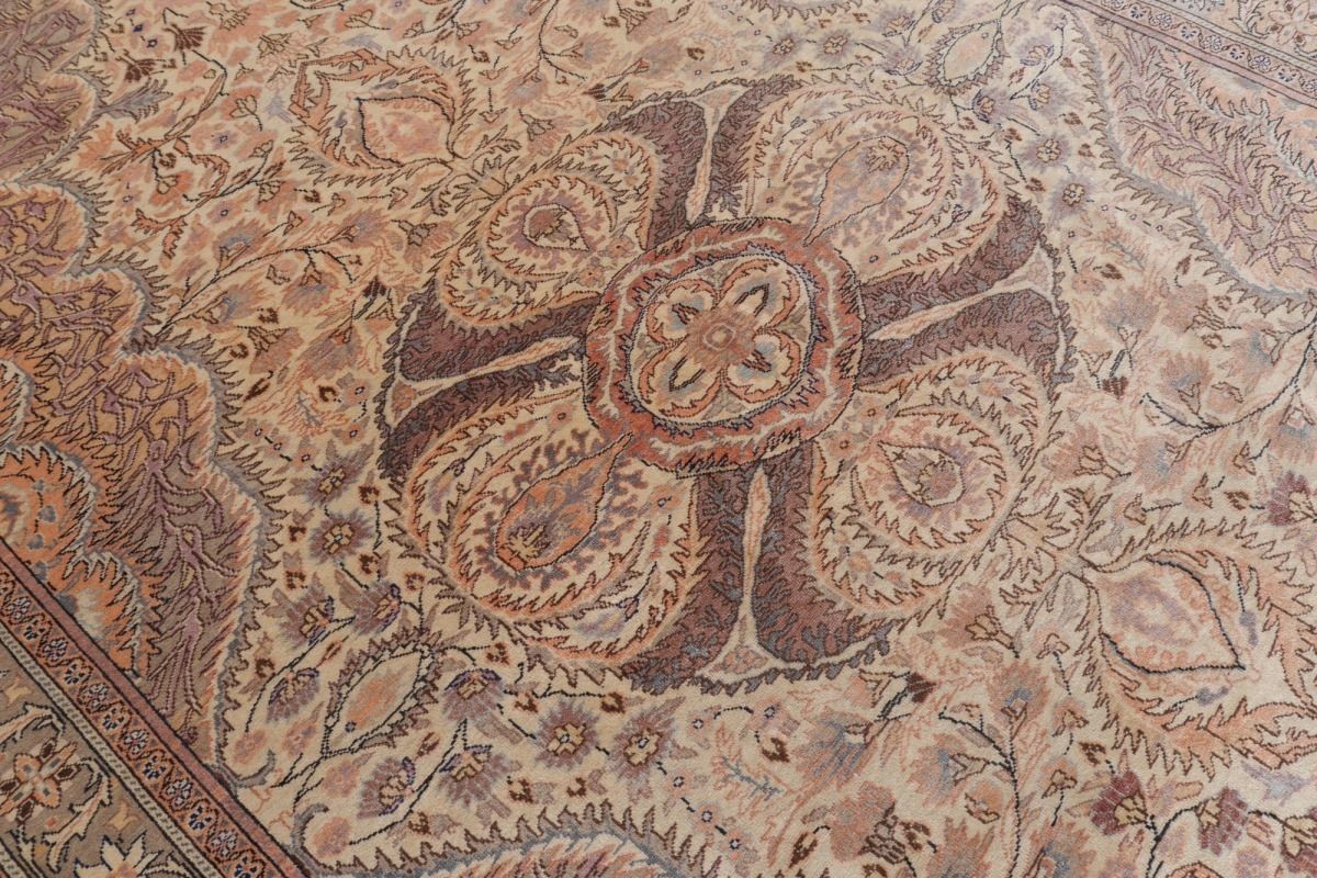 Vintage Turkish Rug Excellent Condition Beige 200x300 photo vintage