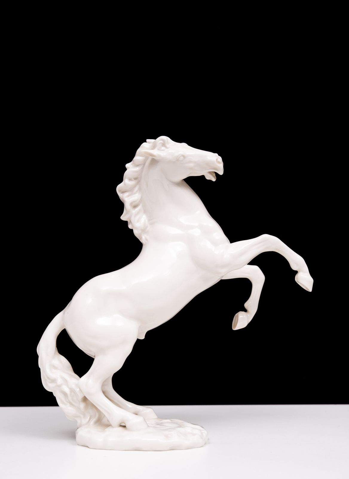 Porseleinen Paardenbeeldje Lorenz Hutschenreuther Duitsland