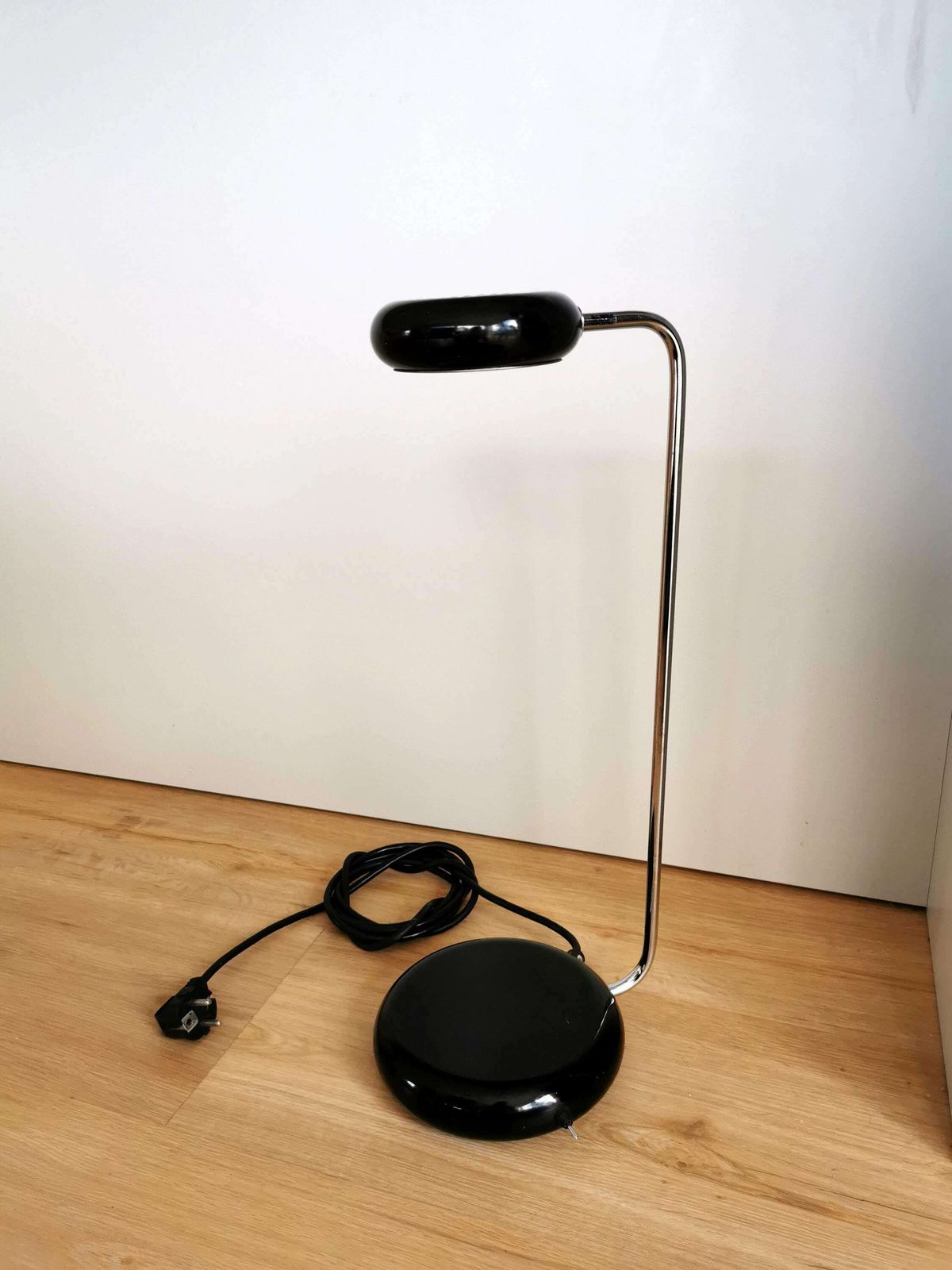 Vintage Original Meblo Desk Lamp 1980s Yugoslavia / Design By Bruno Gecchelin / Mid Century Black Plastic Adjustable Table Light Space Age